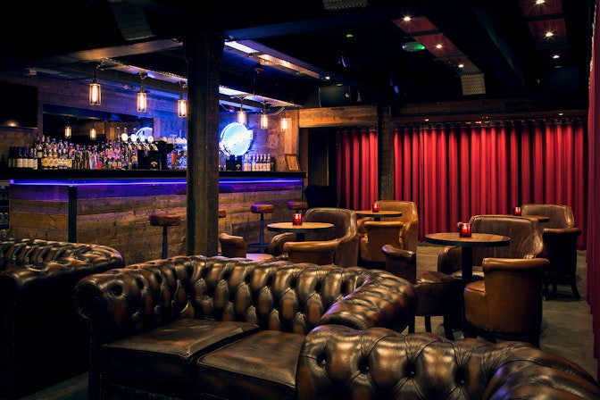 Dive NQ - The Bar  image 1