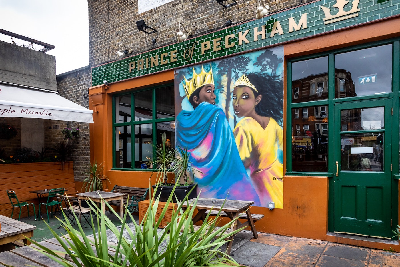 Prince Of Peckham - Yellow Room  image 4