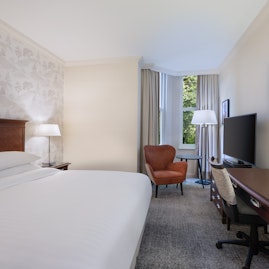 Delta Hotels by Marriott Preston - Broughton Suite image 2