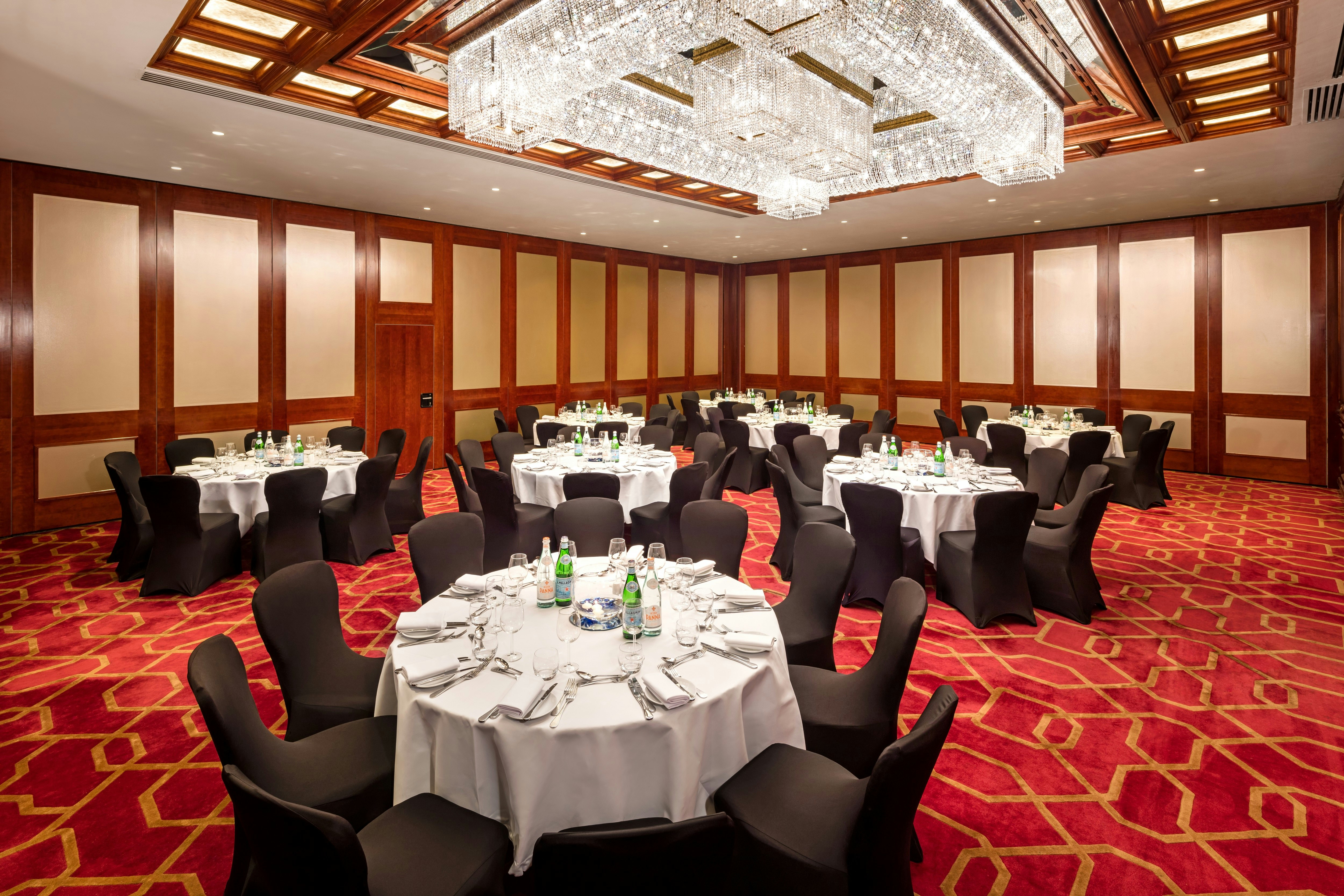 Radisson Blu Edwardian Heathrow - County C image 1