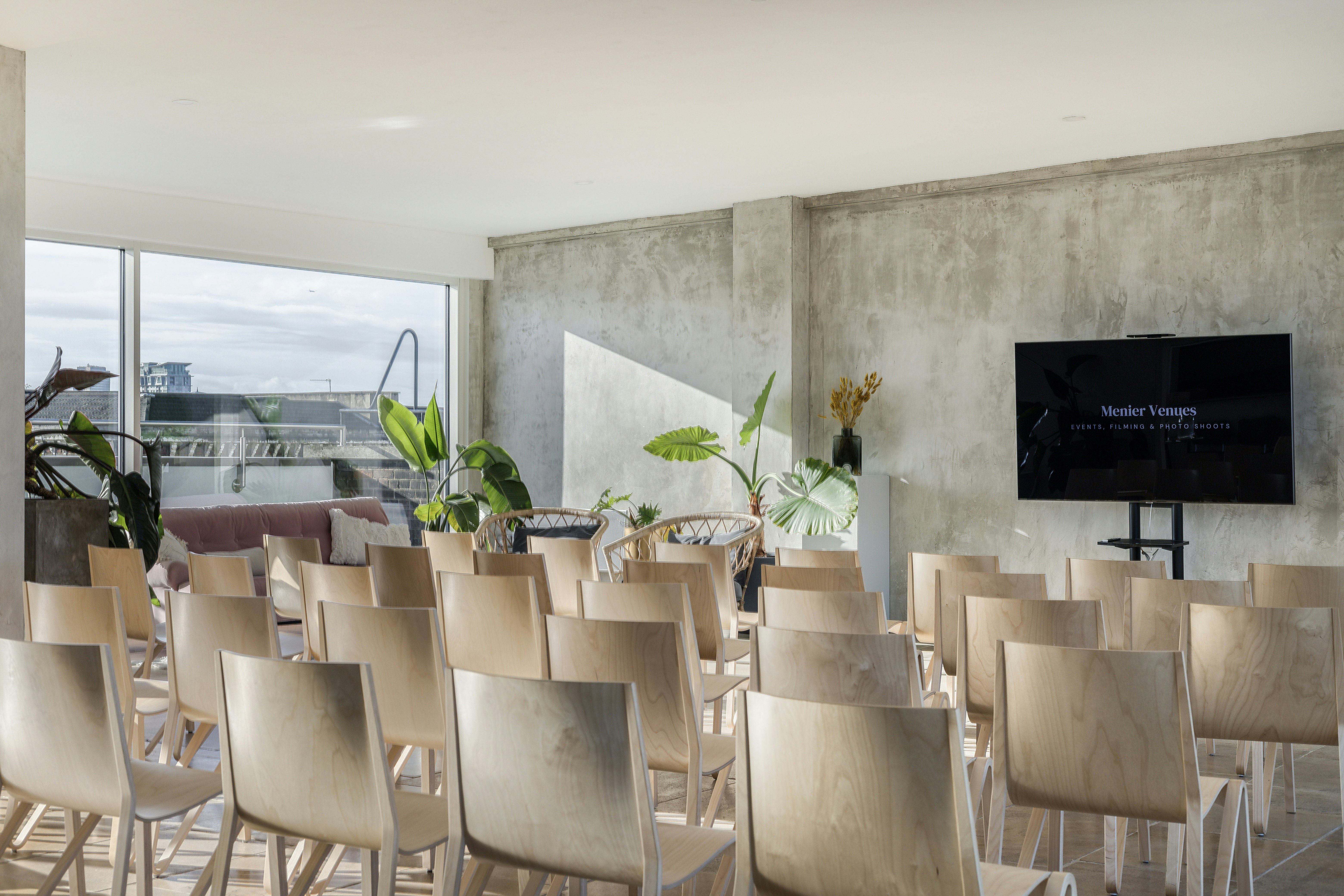 Menier Penthouse - Whole Venue image 2