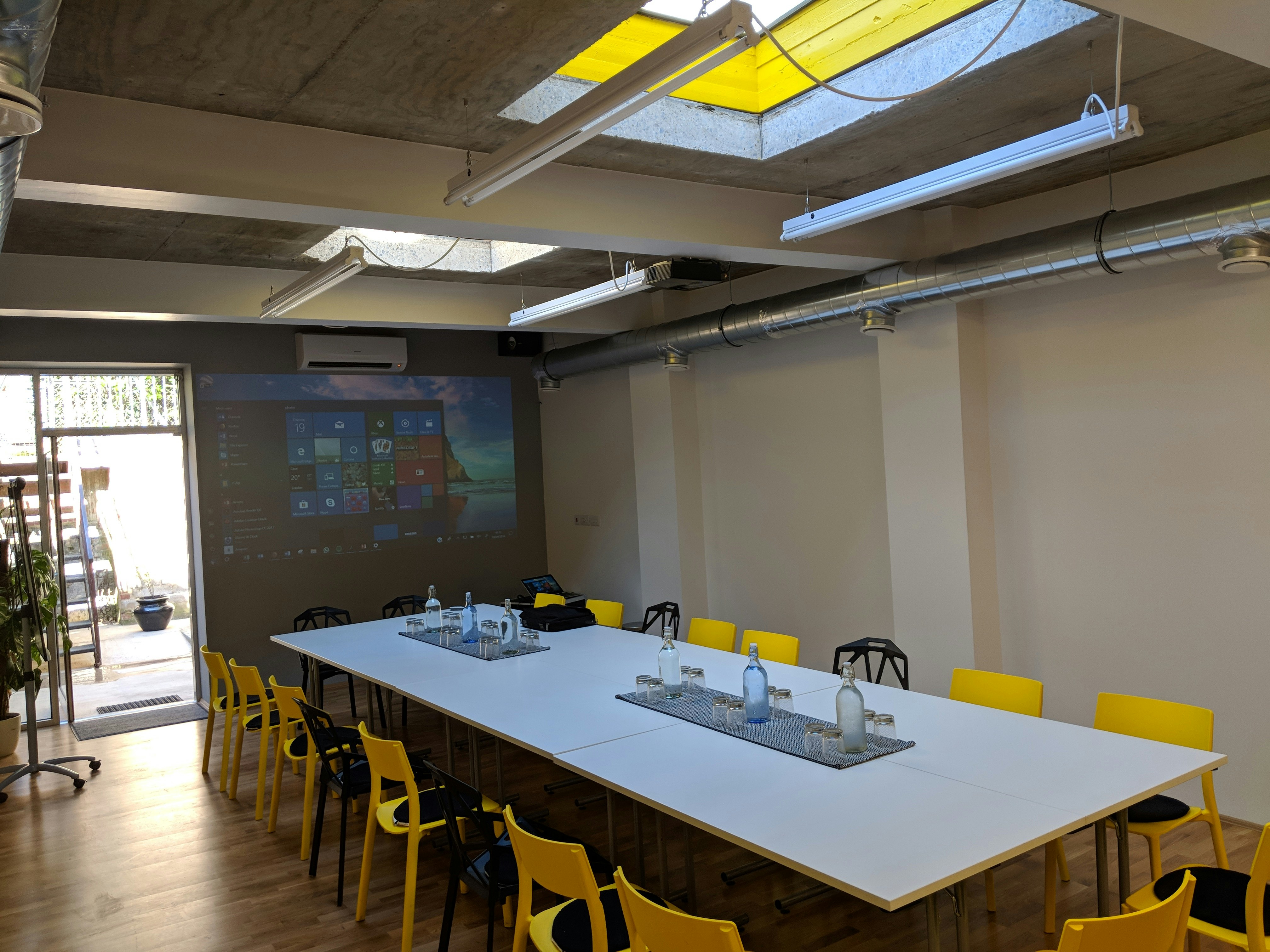 clueQuest Conference Room - Whole Venue image 1