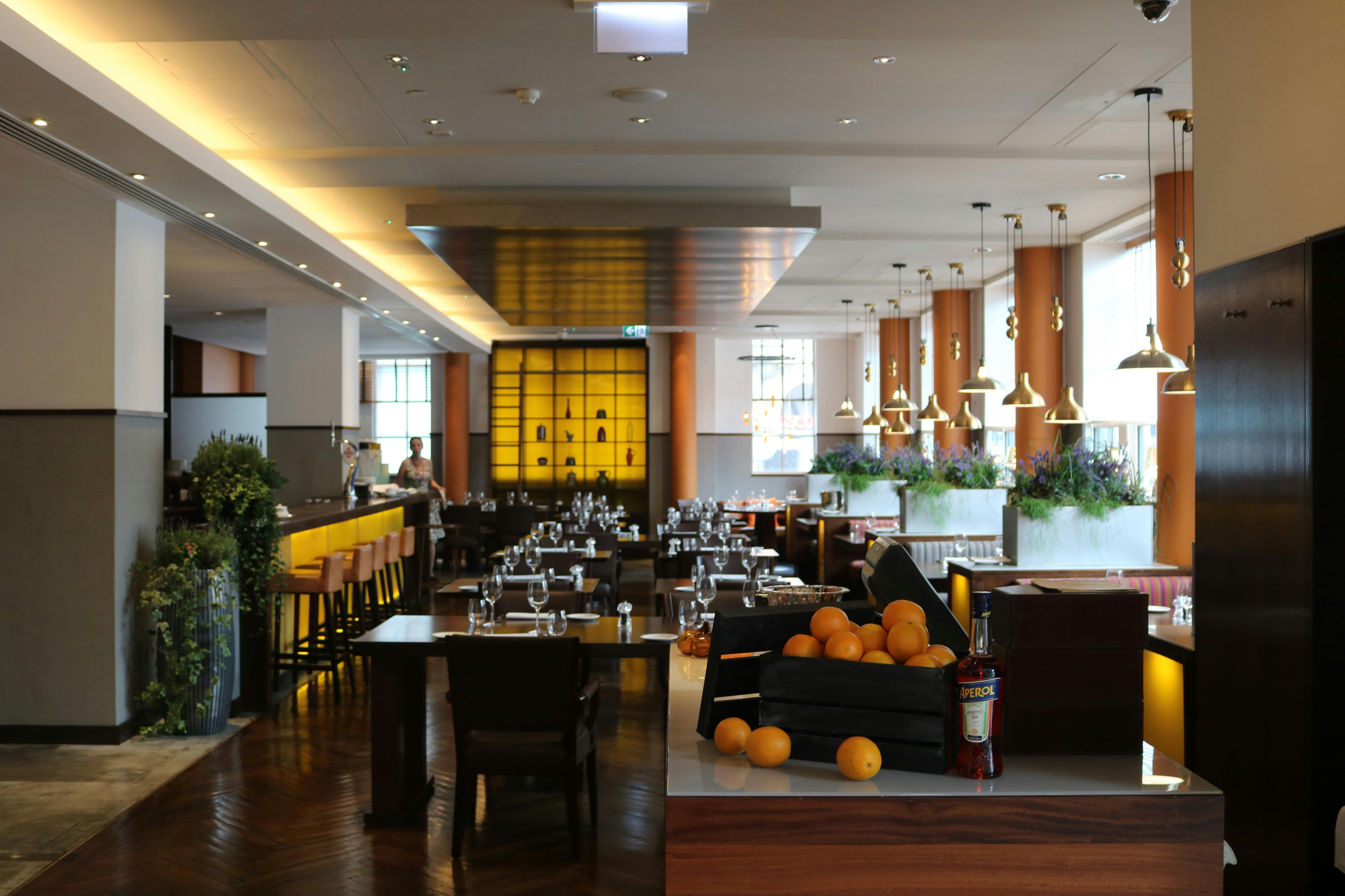 Diciannove Dining Crowne Plaza London The City