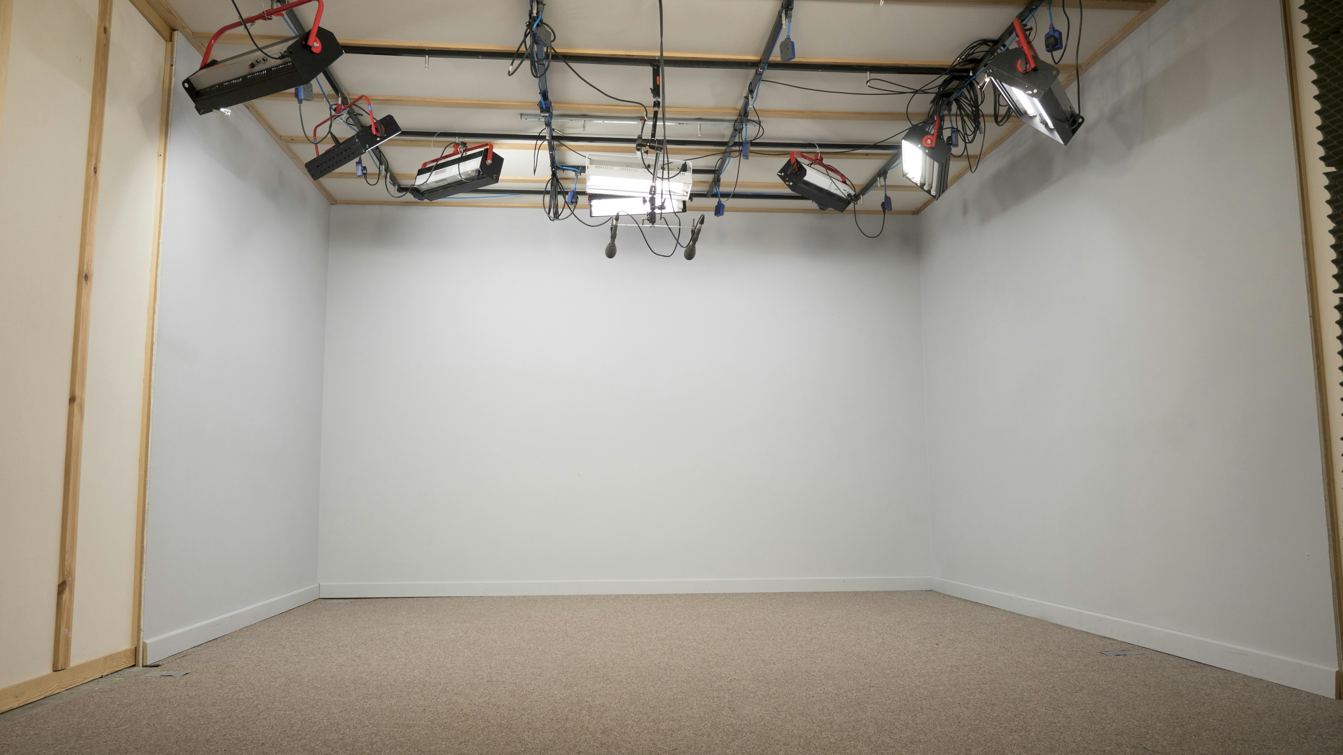 Filming Locations Venues in Manchester - Galleon Studios