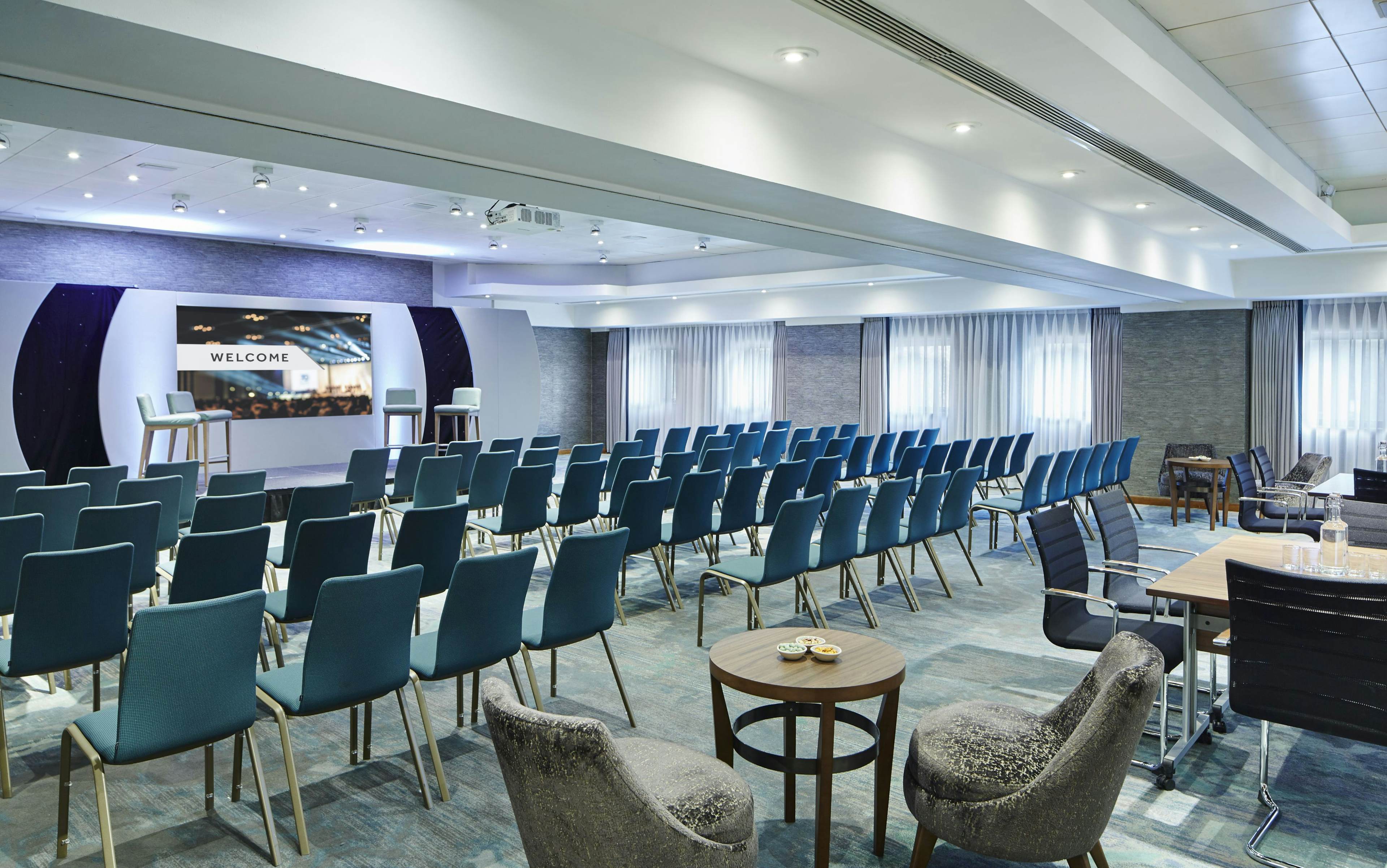 Delta Hotels by Marriott Manchester Airport - Cheshire Suite image 1