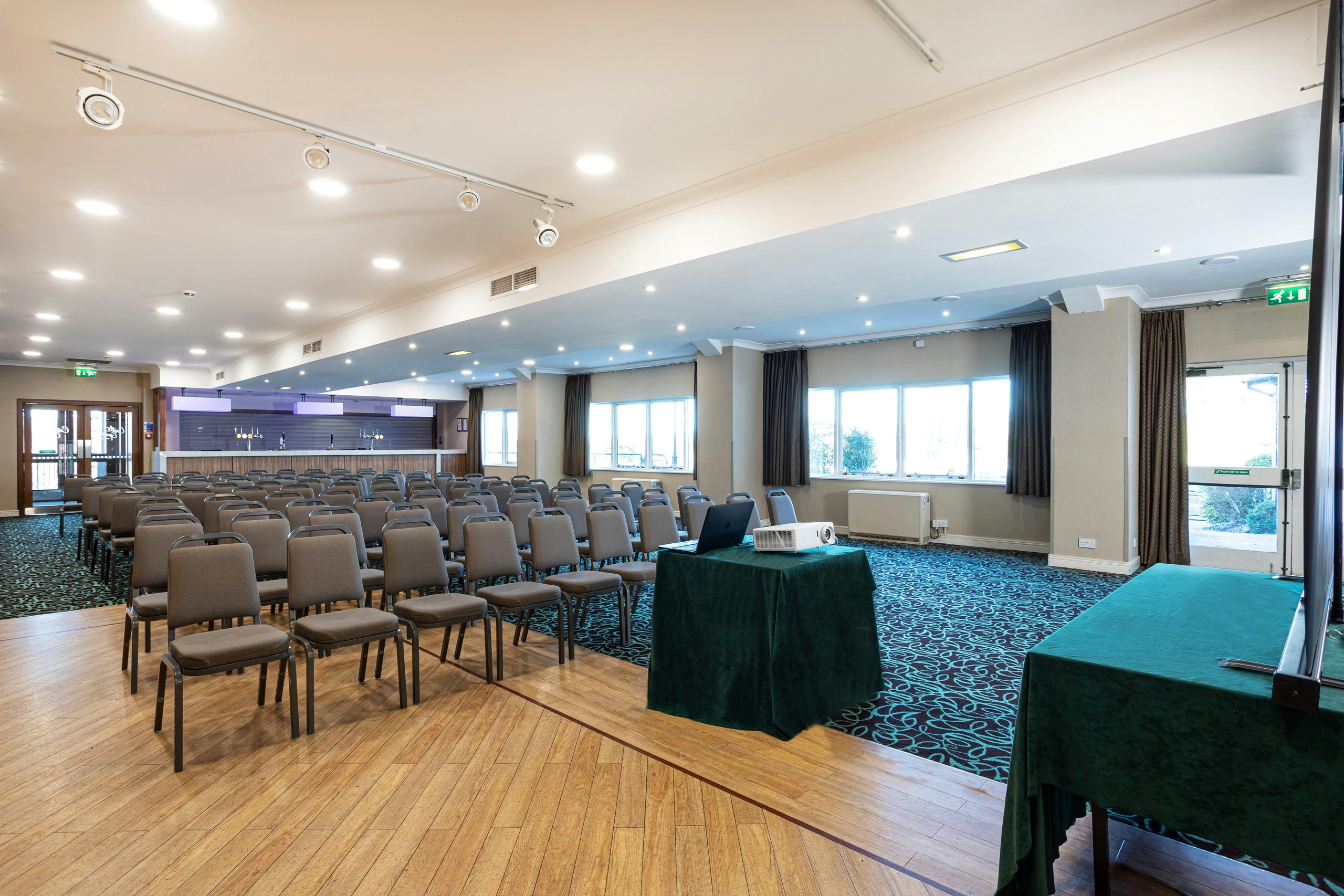 Castle Green Hotel - Function Suite image 3