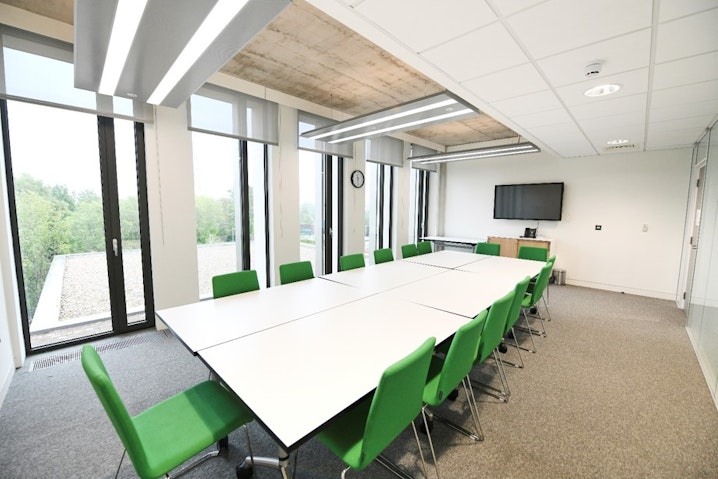 TouchBase Pears - Meeting Rooms image 1