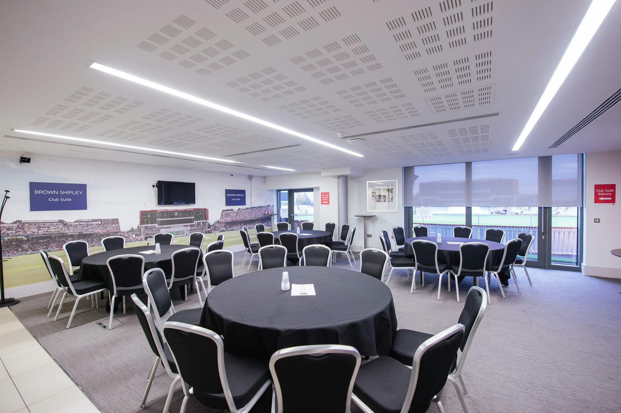 Emirates Old Trafford  - The Club Suite image 4