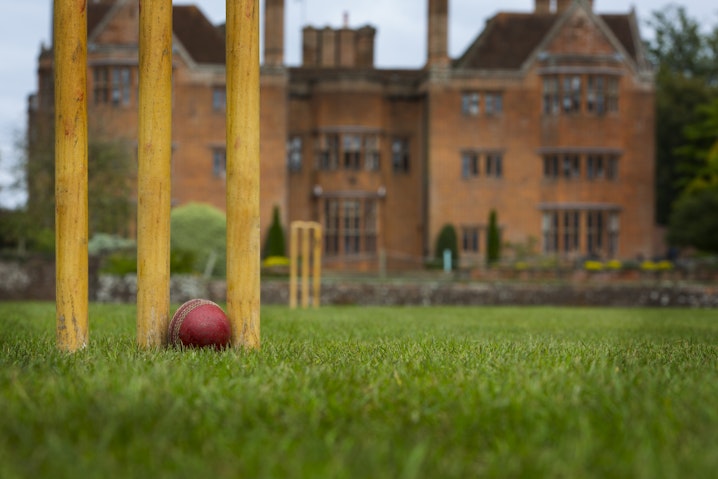 New Place Hotel - Hampshire - The Cricket Pitch image 1