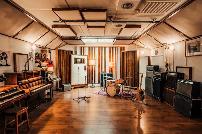 Lightship 95 - Recording Studio image 1