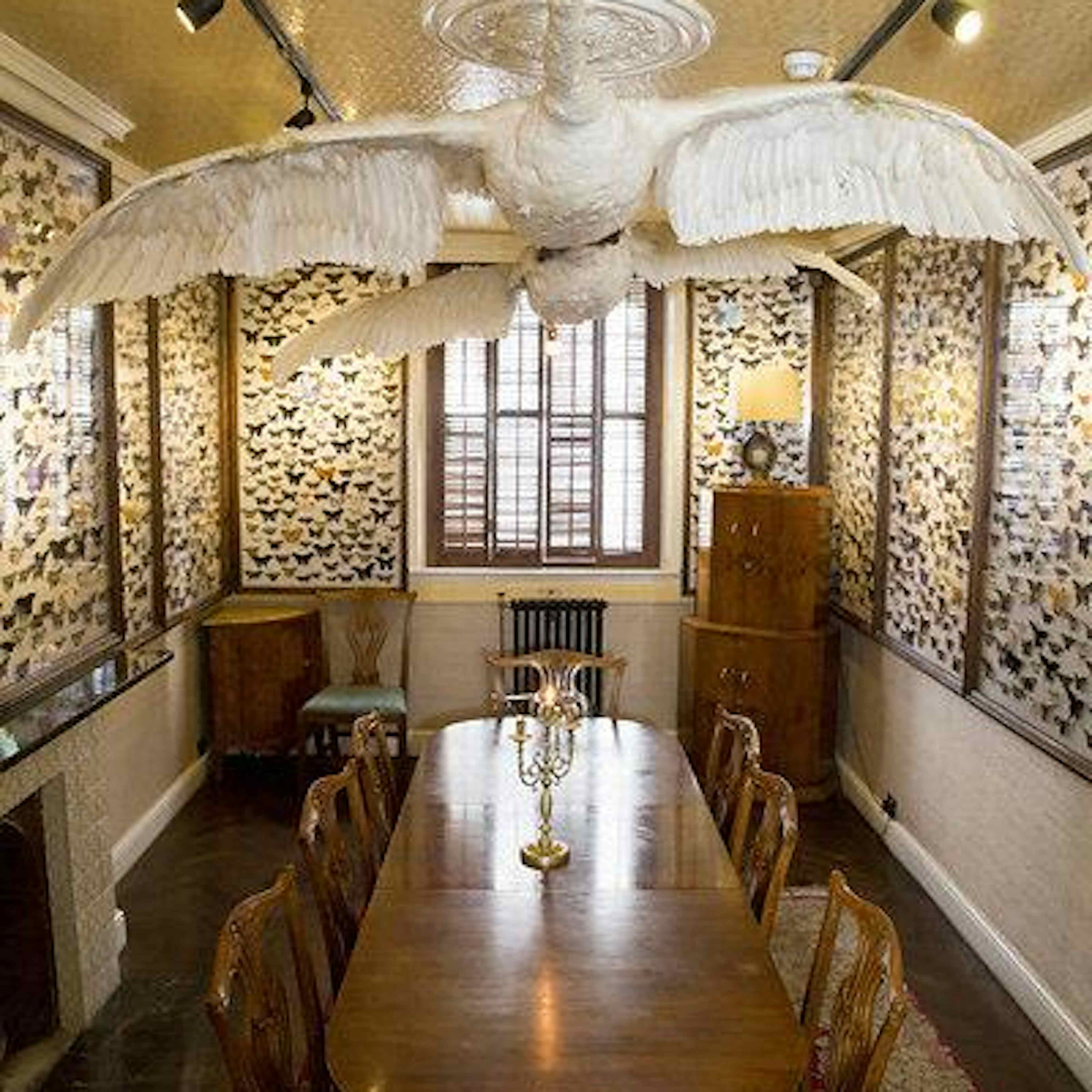 The King's Head Members Club - The Butterfly Room image 2