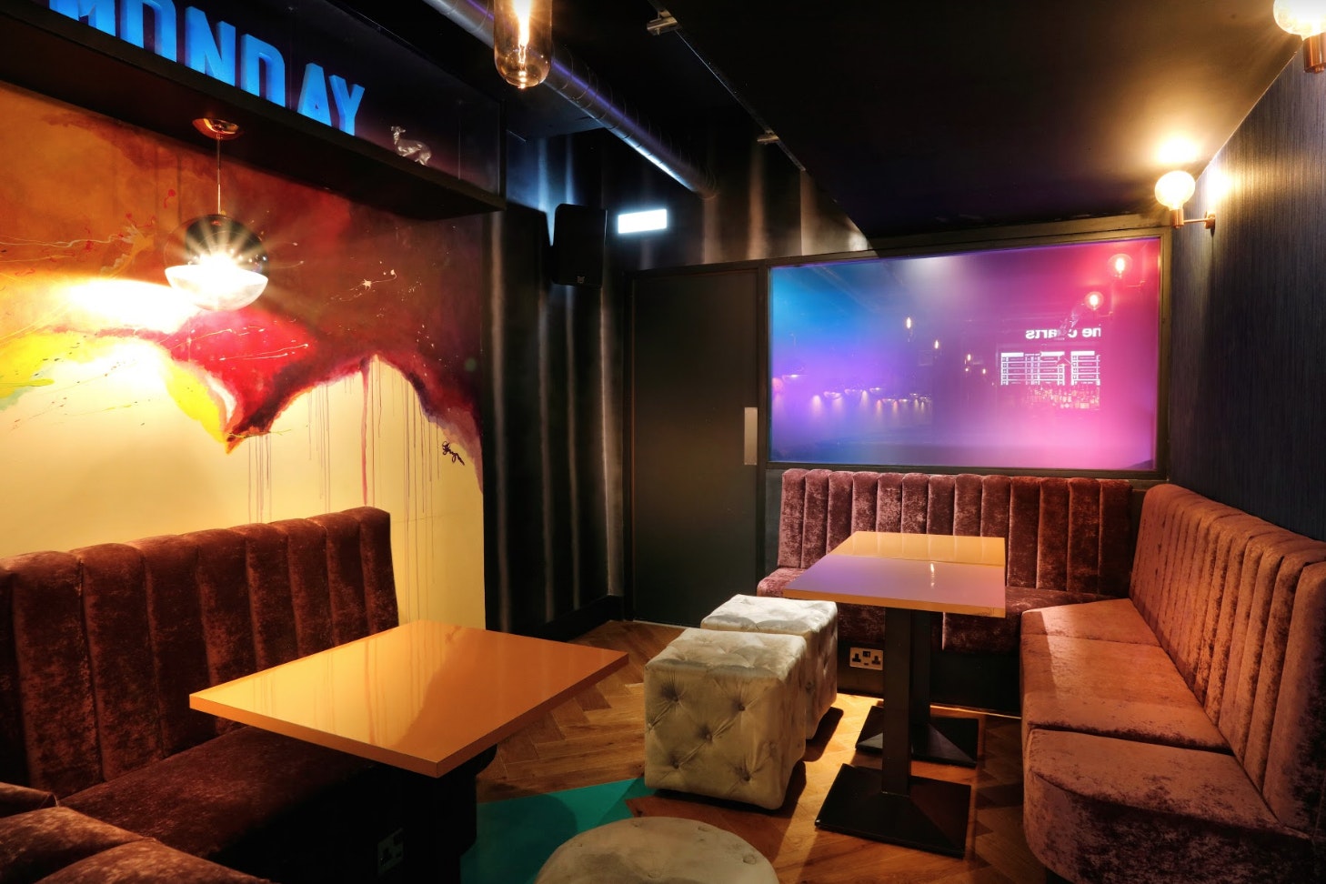 Lucky Voice Holborn - Private Karaoke Rooms image 4