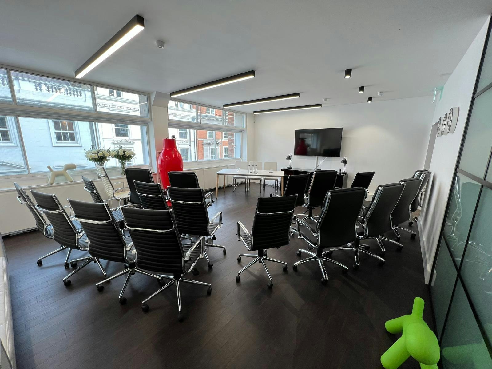 W1 Workspace - The Mayfair Room image 7