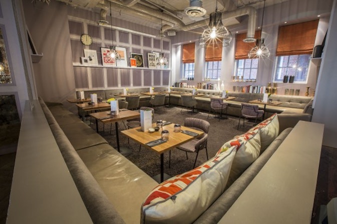 The Anthologist - Whole Venue image 3