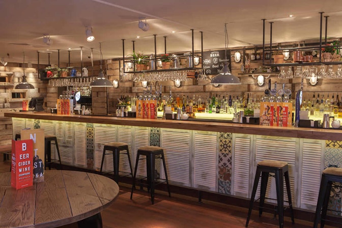 Revolution Reading - Corporate Clubroom image 2