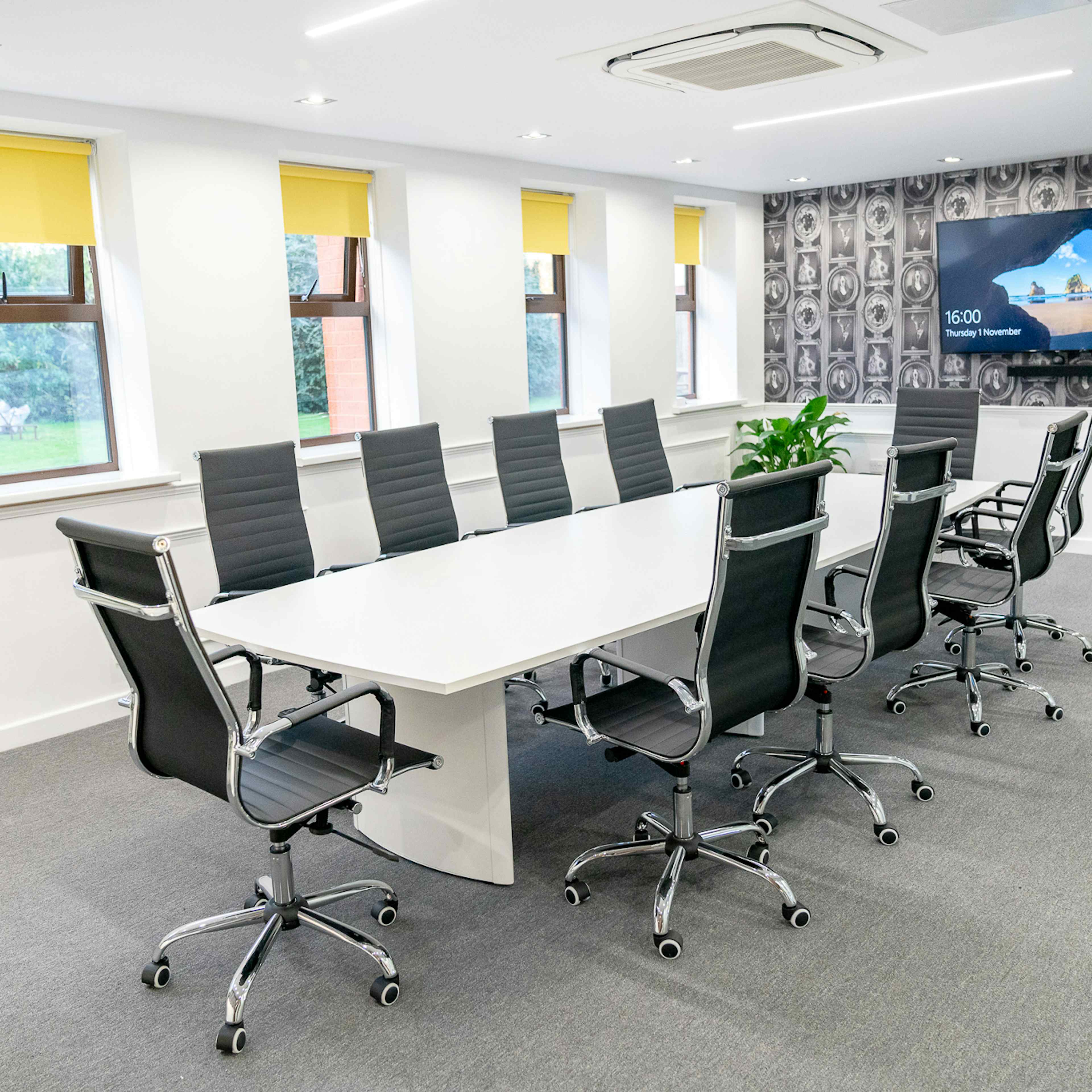 Foundry House, Widnes - Boardroom image 2