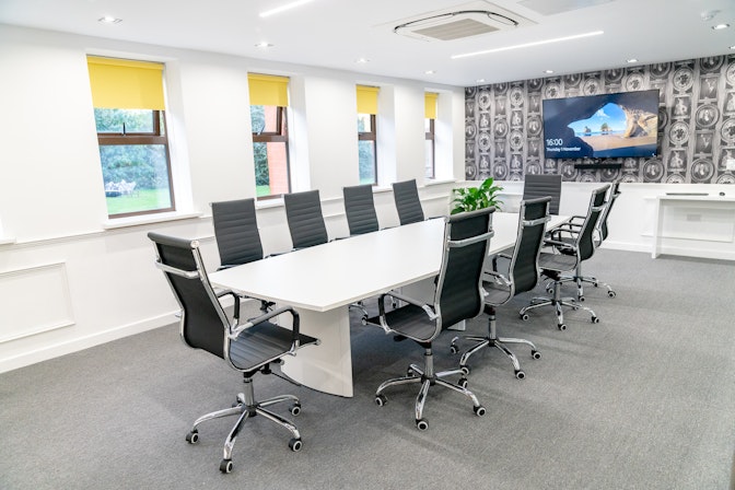 Foundry House, Widnes - Boardroom image 2