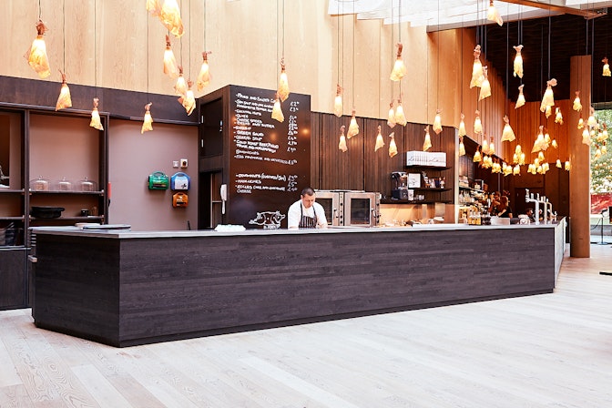Bridge Theatre - Main Foyer image 2