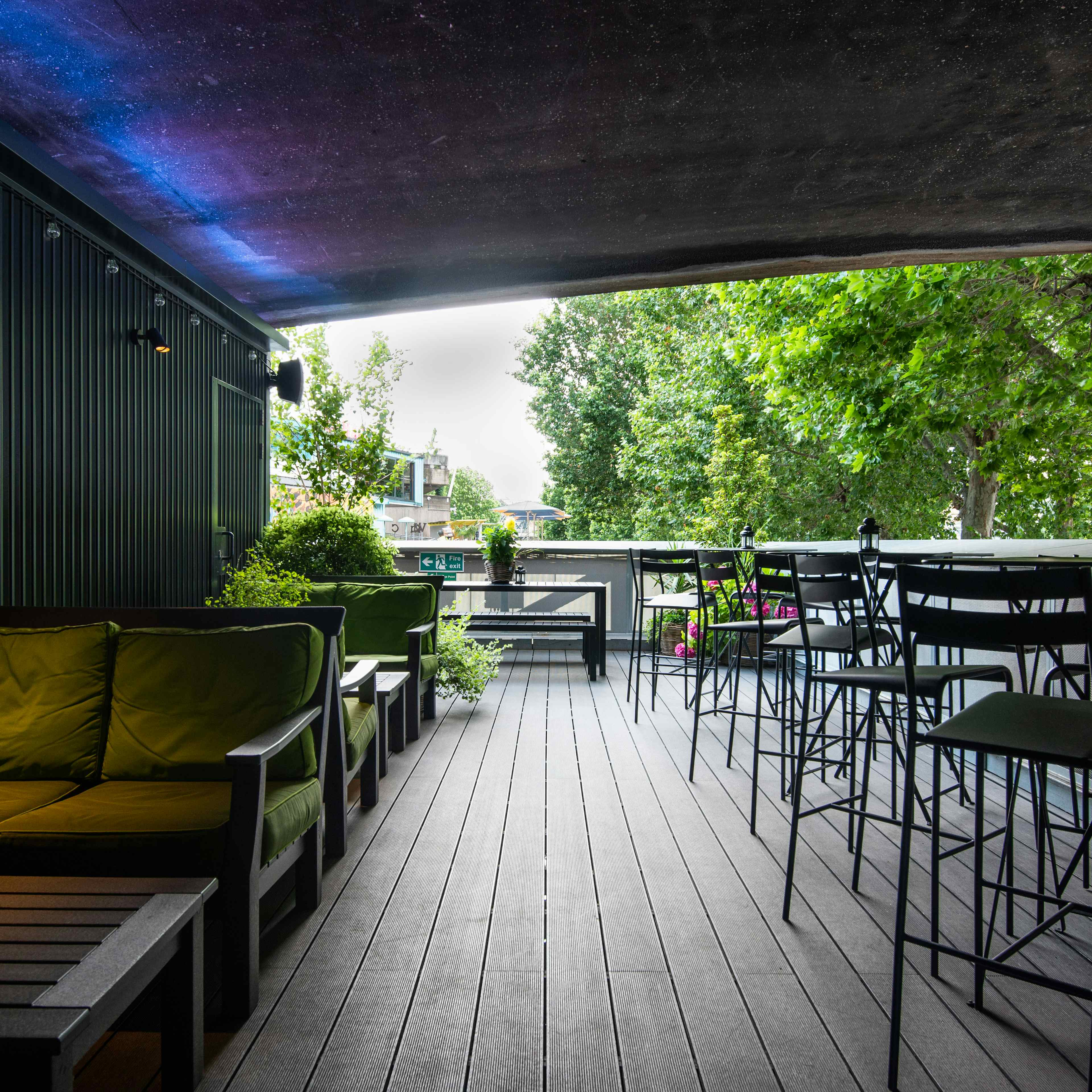 The Riverfront Terrace - Balcony Bar image 3