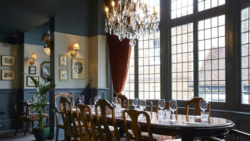 The Walrus - Front Restaurant image 2