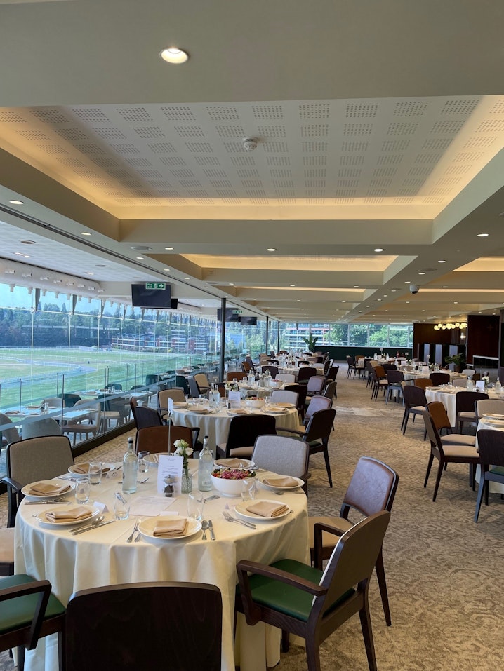 Newbury Racecourse - The Hennessy Suite image 1