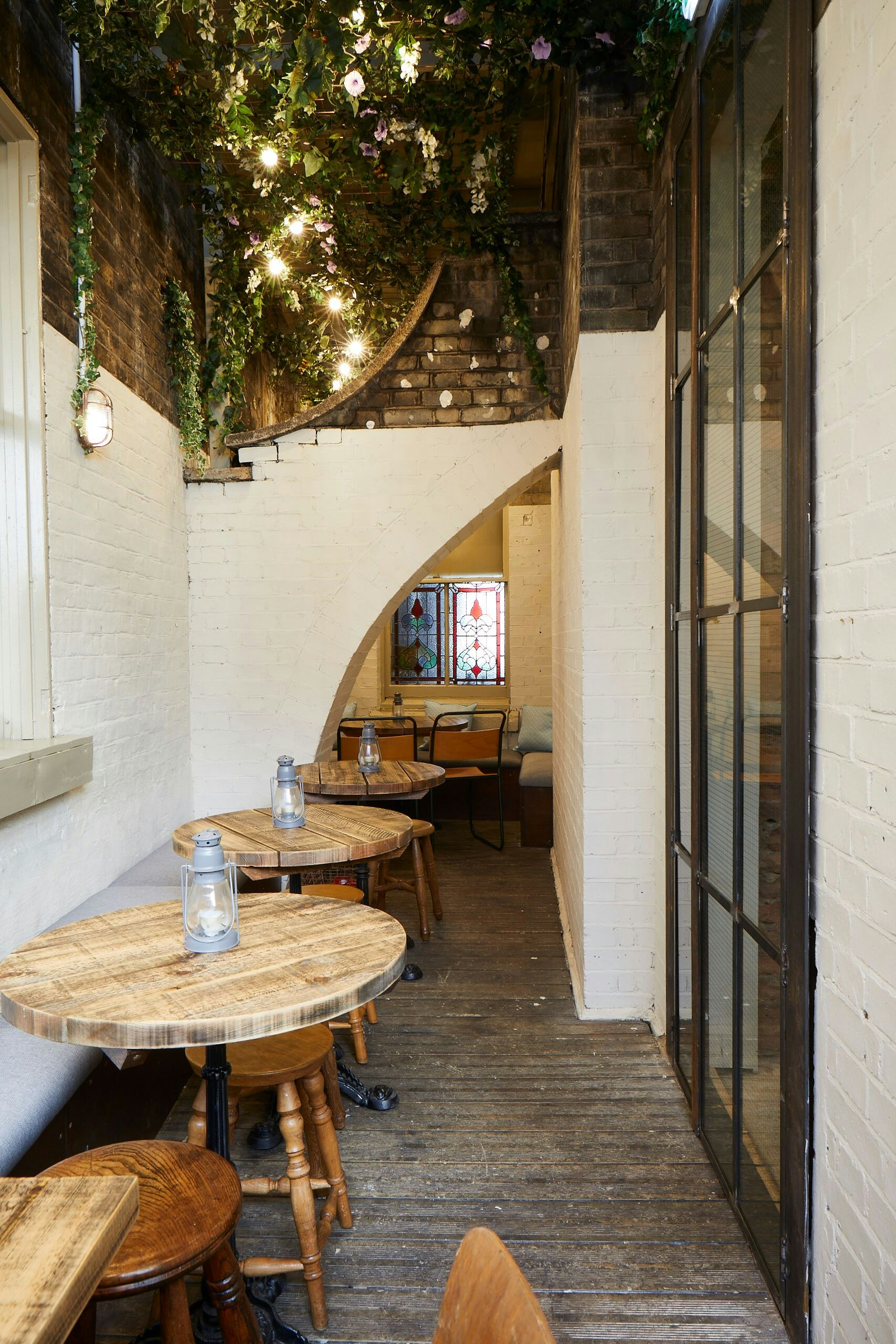 Bow Street Tavern - The Gin Terrace image 4