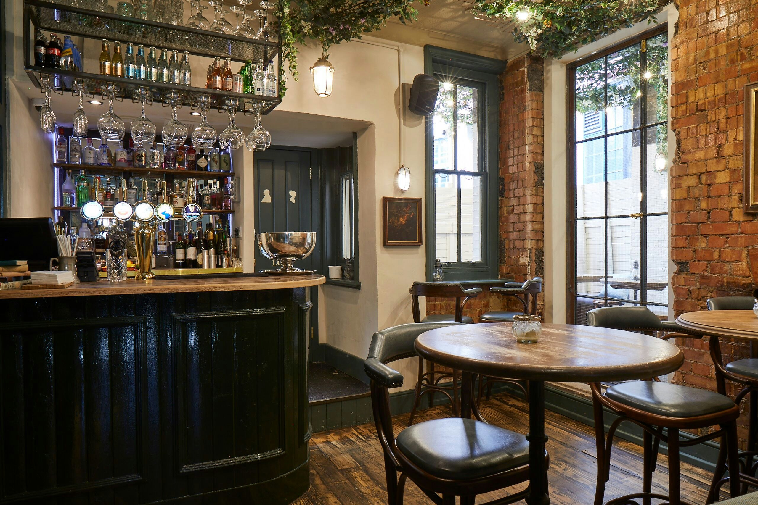 Bow Street Tavern - The Gin Terrace image 3