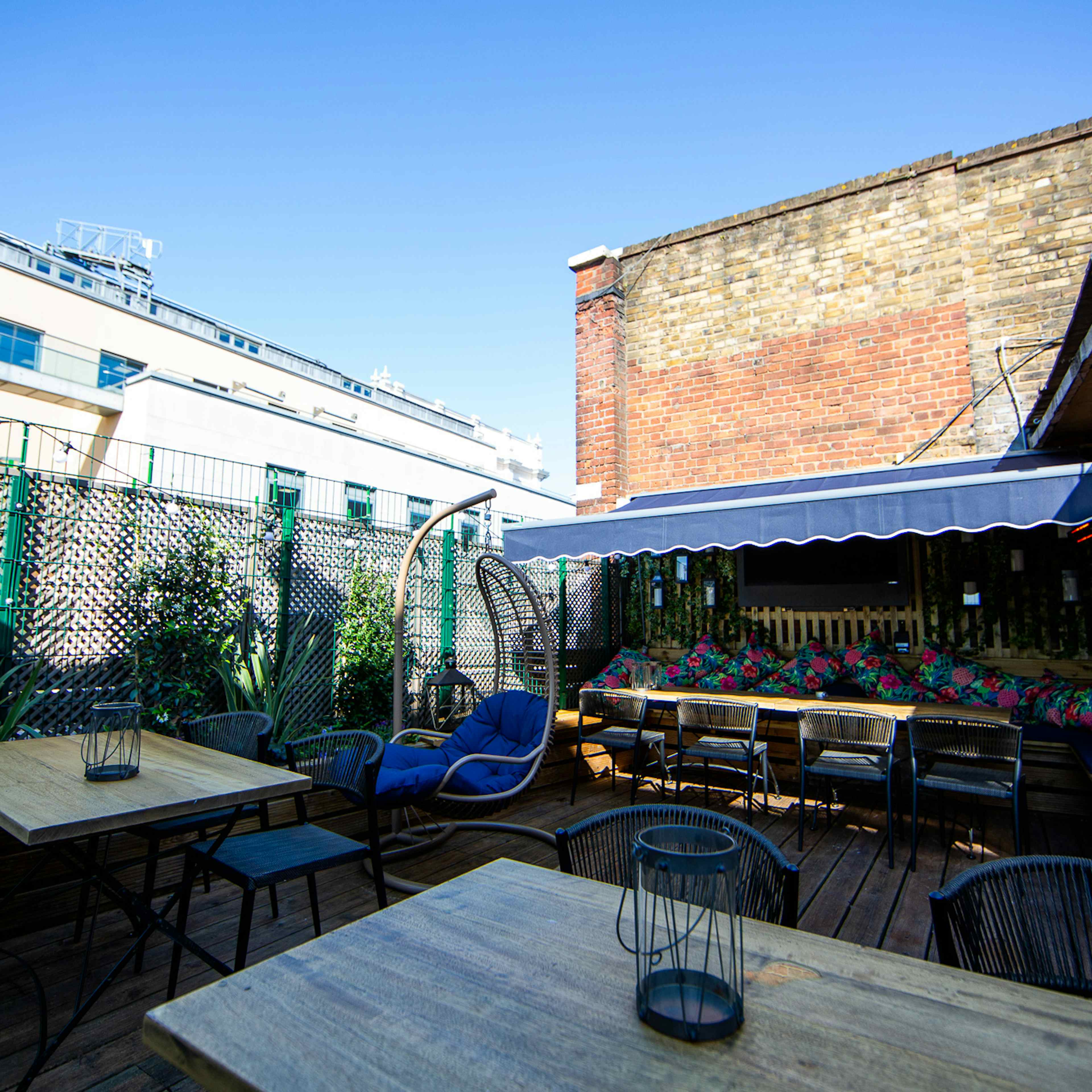 Bow Street Tavern - The Roof Terrace image 2