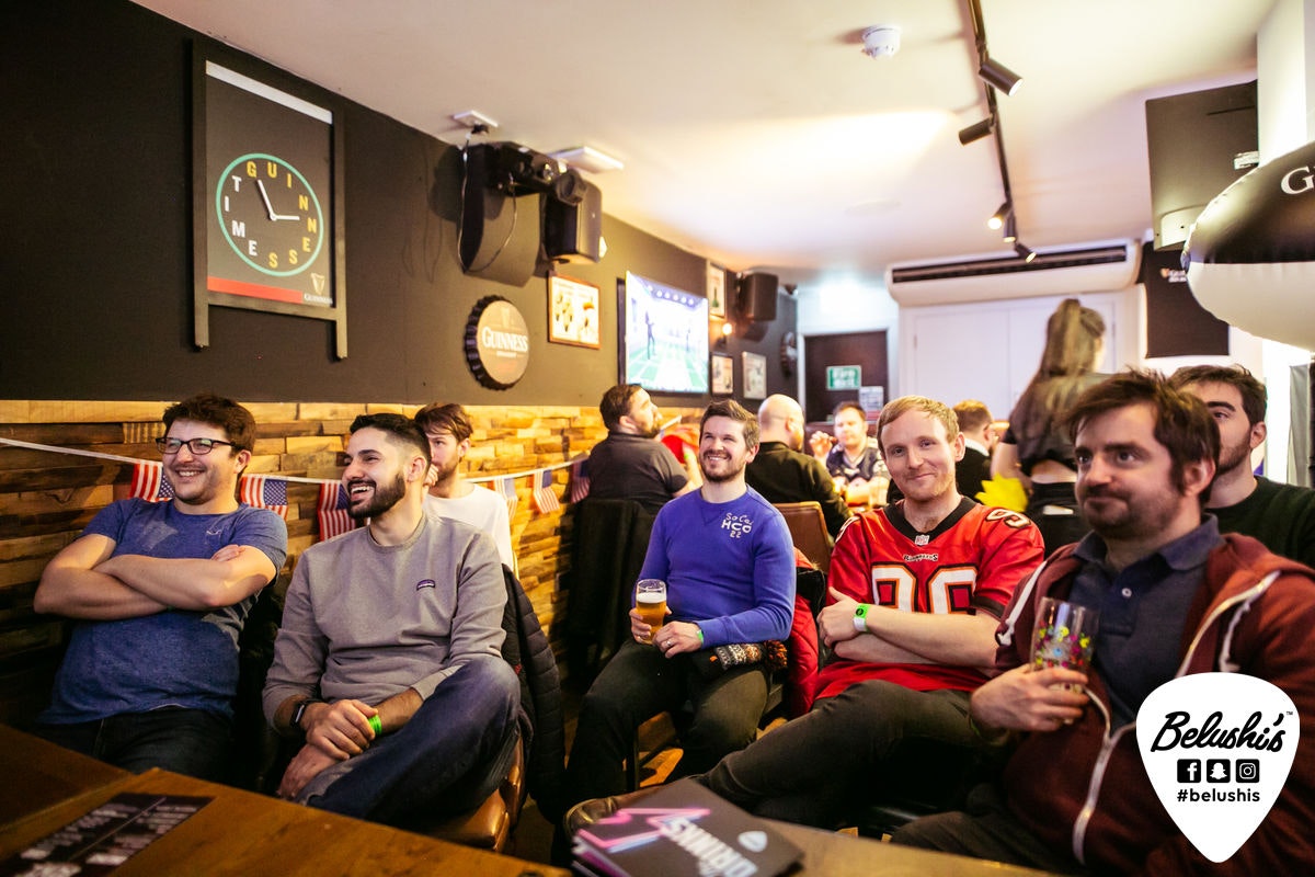 Belushi's and The Dugout London Bridge - The Team Room image 3