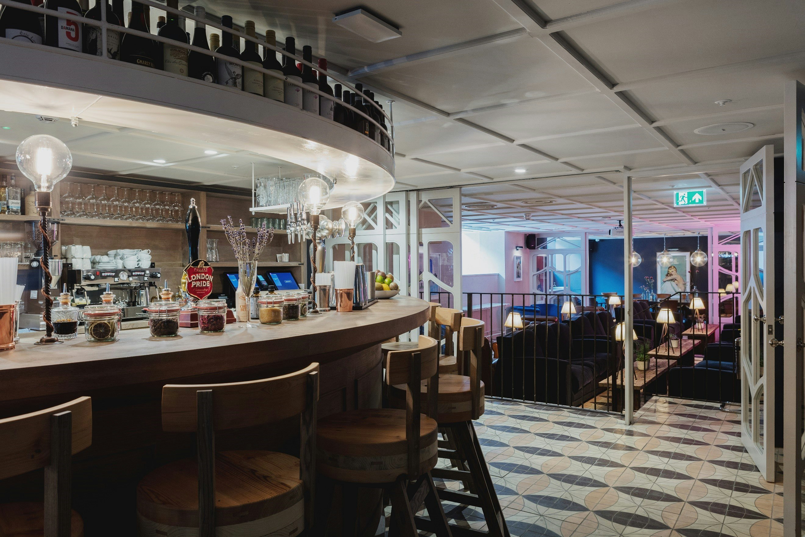 No.29 Power Station West - The River Bar image 3