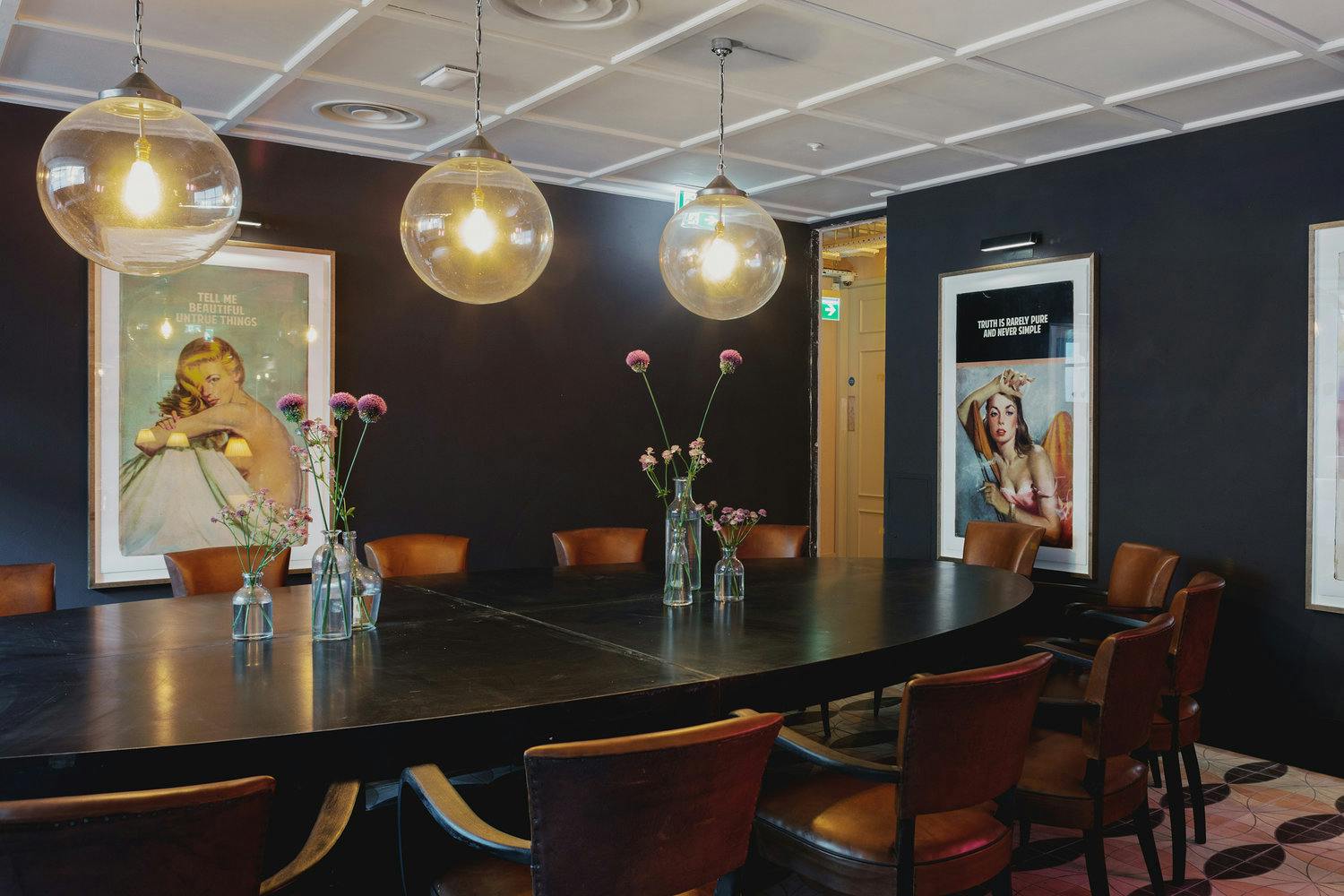 The River Bar Dining No 29 Power Station West