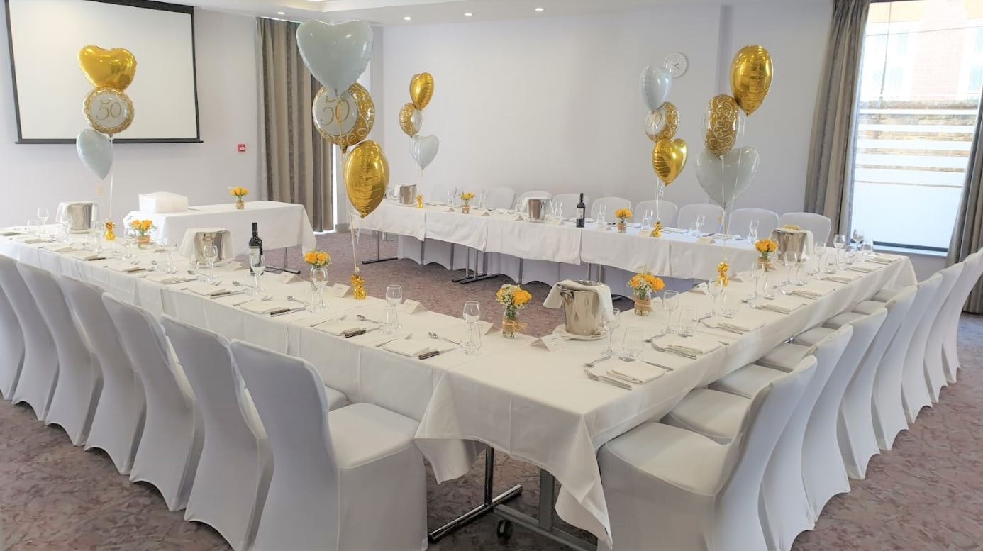 DoubleTree by Hilton London Angel Kings Cross - Claremont Suite  image 5