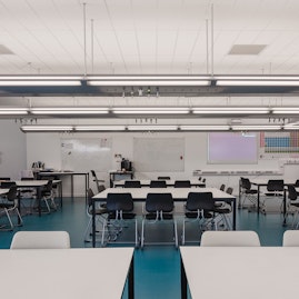 London Academy of Excellence Tottenham - Science classroom / Laboratory image 5