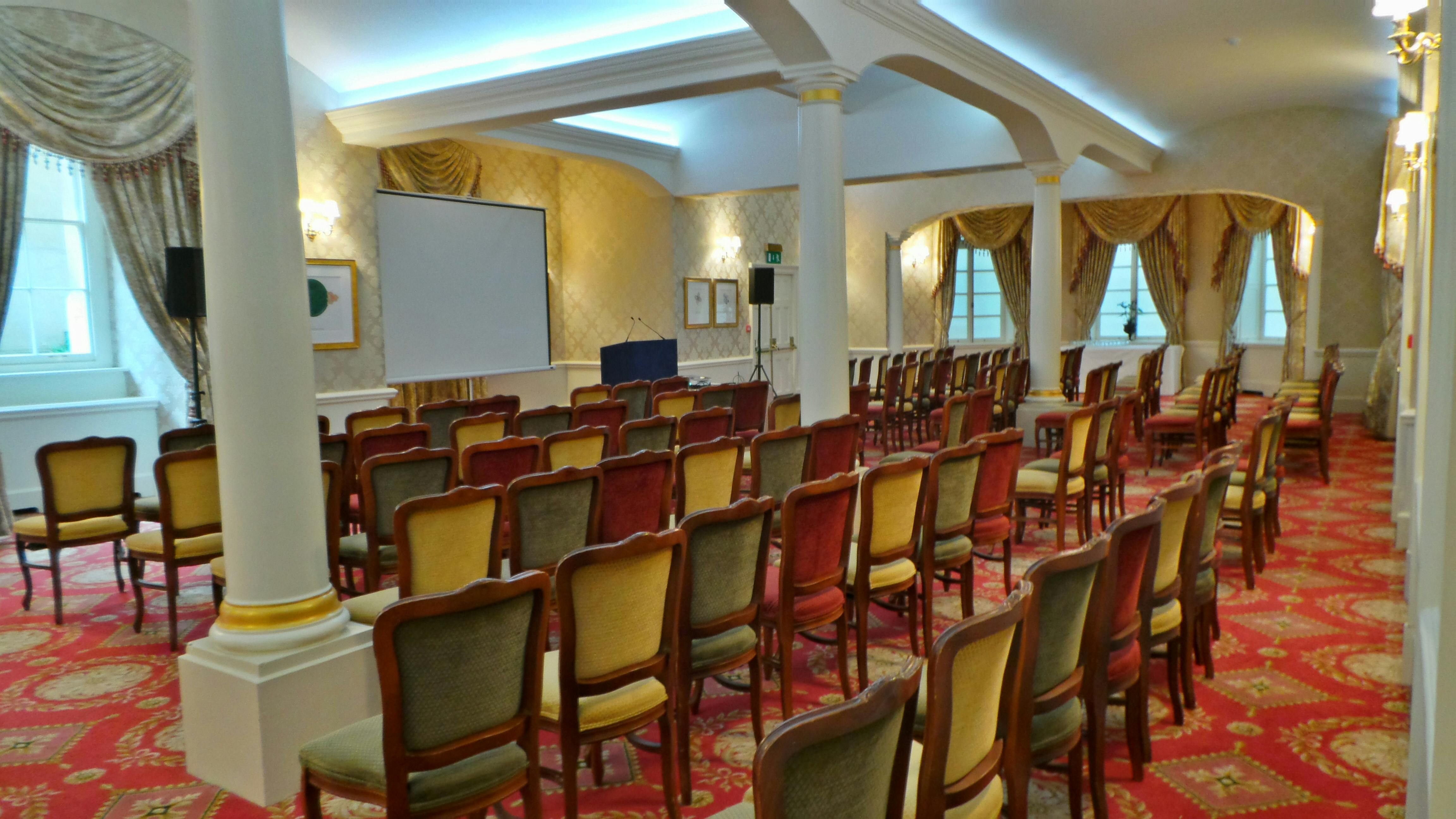 Luton Hoo Hotel, Golf & Spa  - image 2