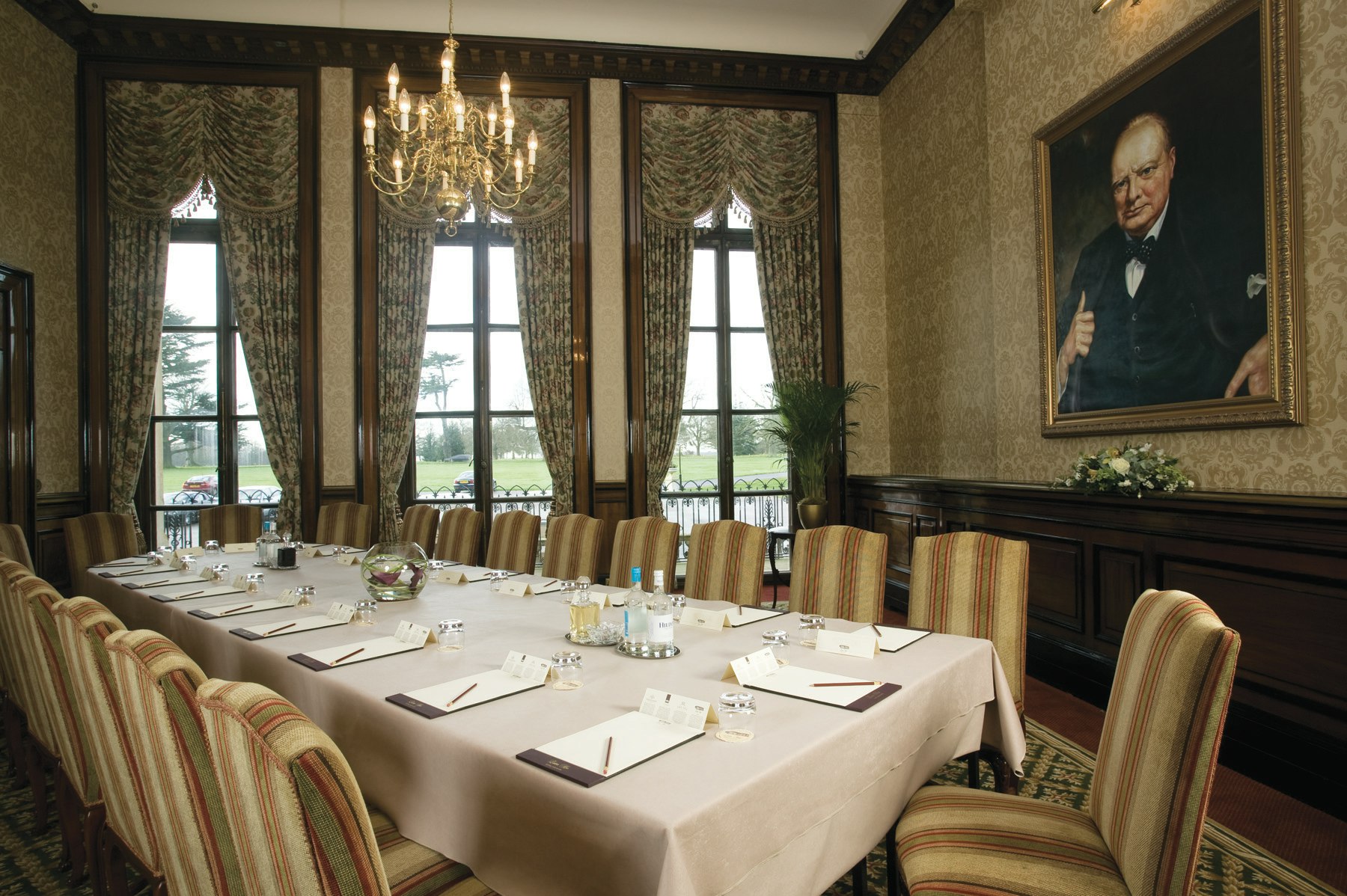 Luton Hoo Hotel, Golf & Spa  - Churchill image 1