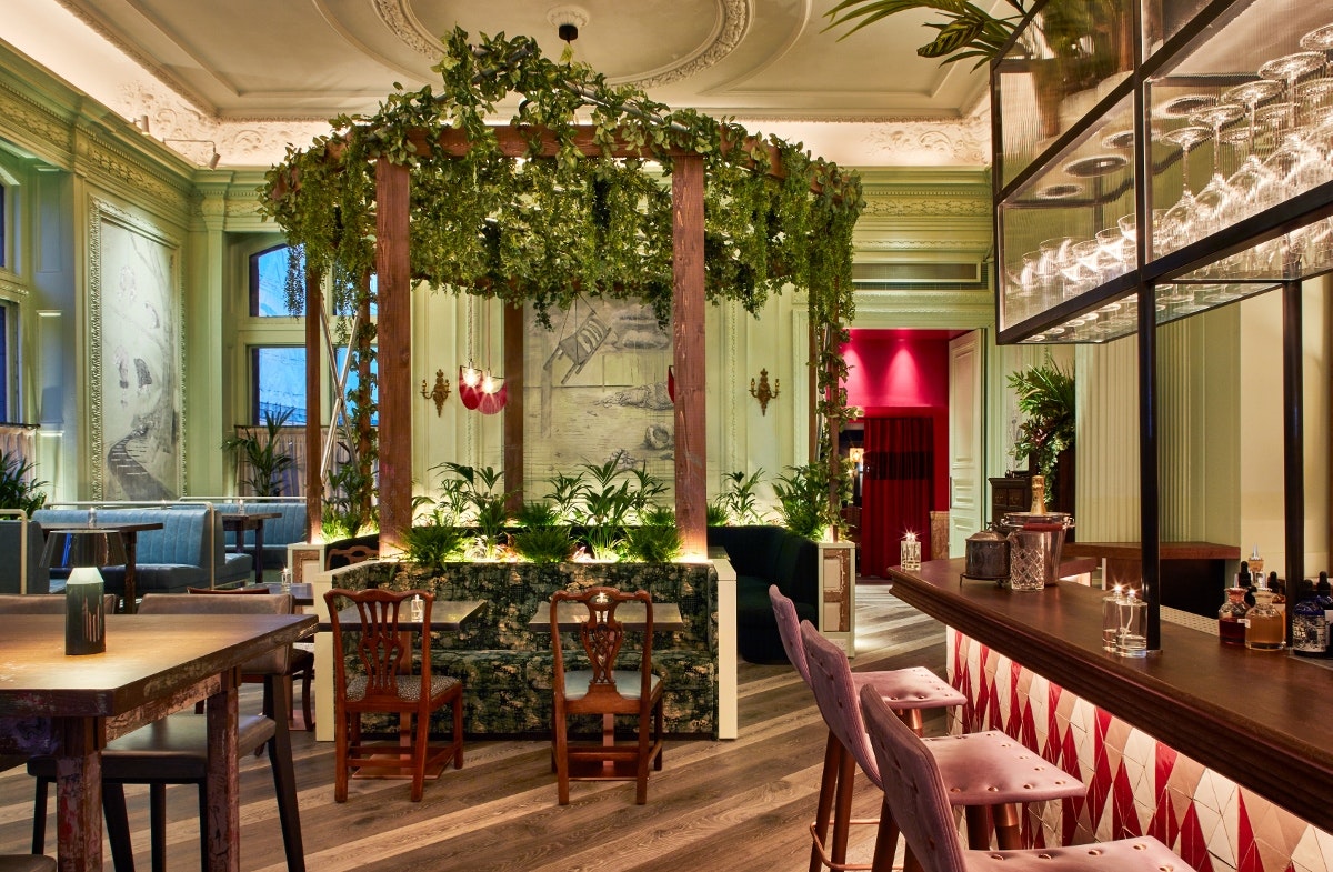 Andaz London Liverpool Street - Rakes Front Room  image 4
