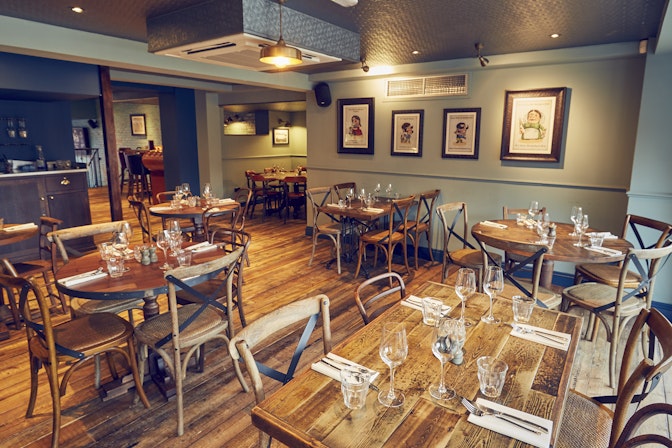 East Putney Tavern - The Restaurant image 3