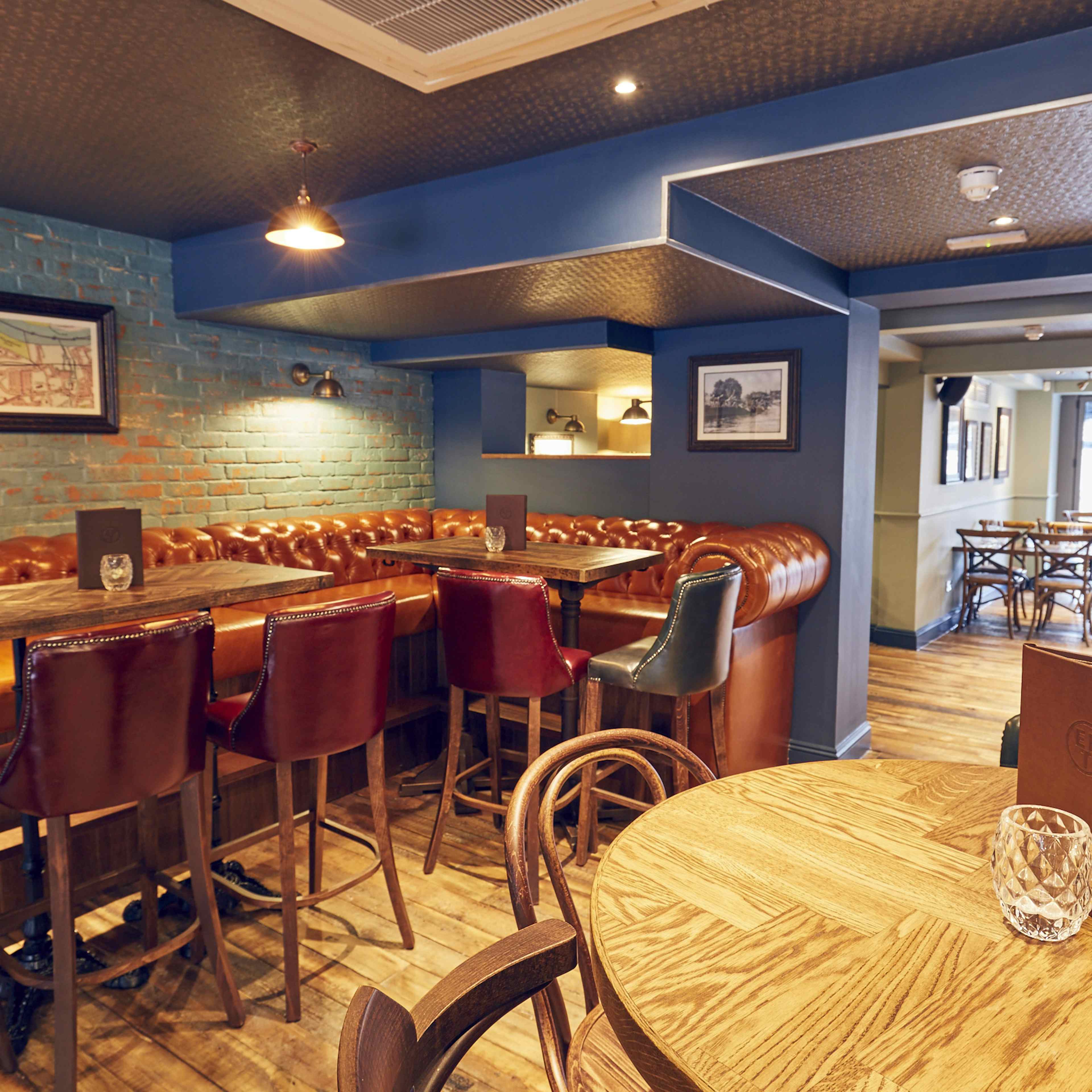 East Putney Tavern - The Restaurant image 2