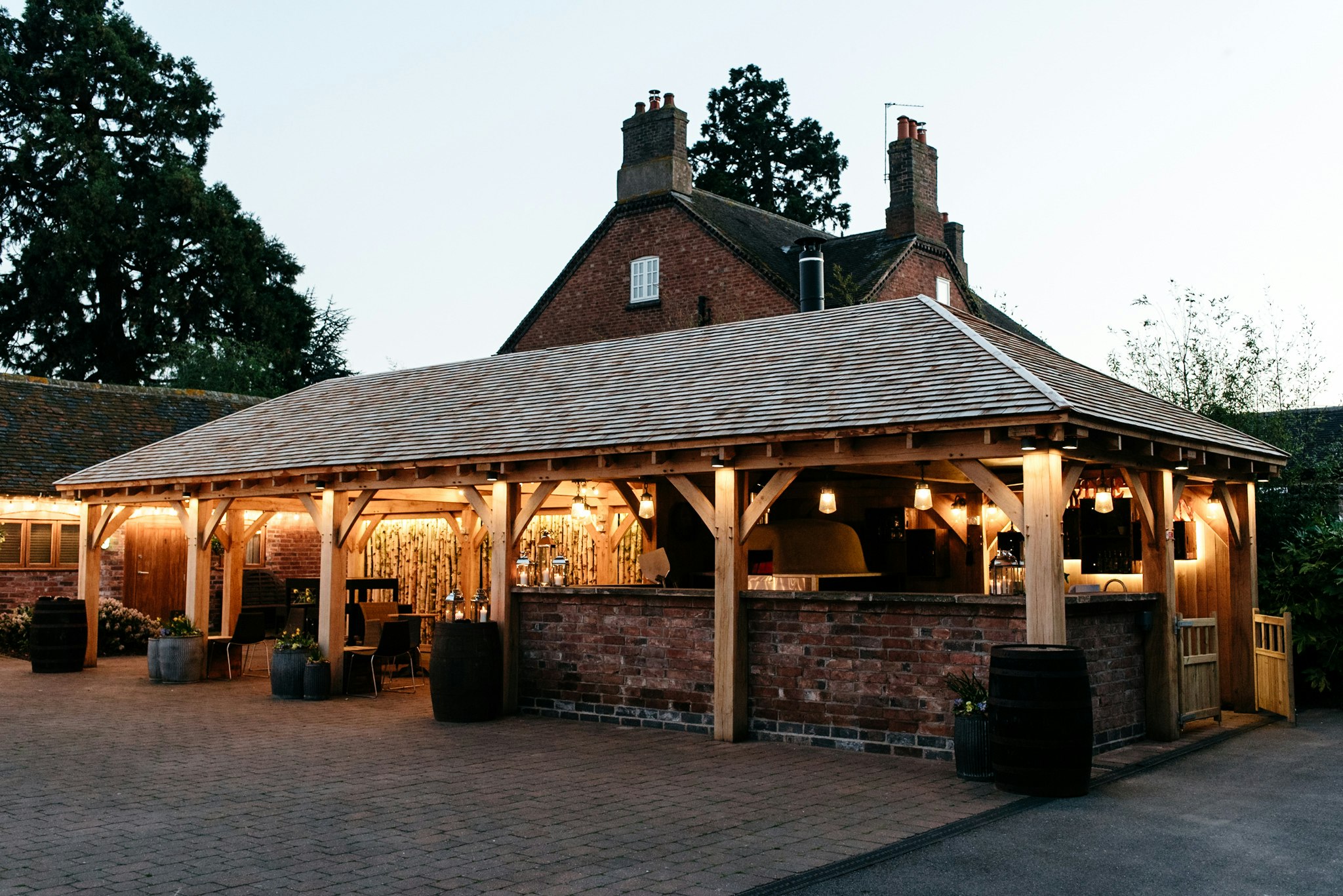 Mythe Barn - The Courtyard image 1