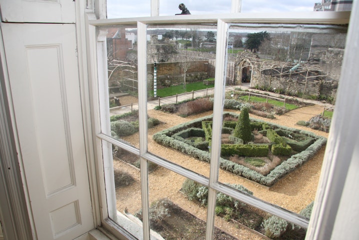 Tudor House Museum & Garden - Georgian Room image 1