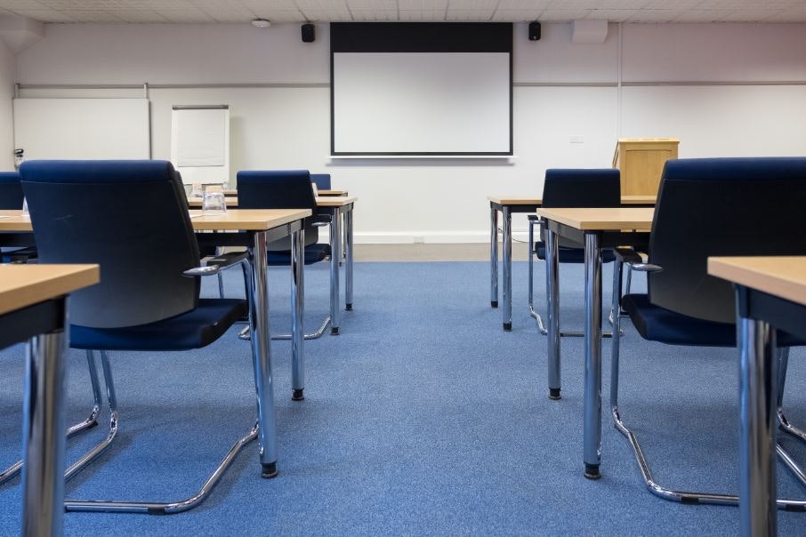Burleigh Court Conference Centre and Hotel - Medium Training and Meeting Rooms image 1