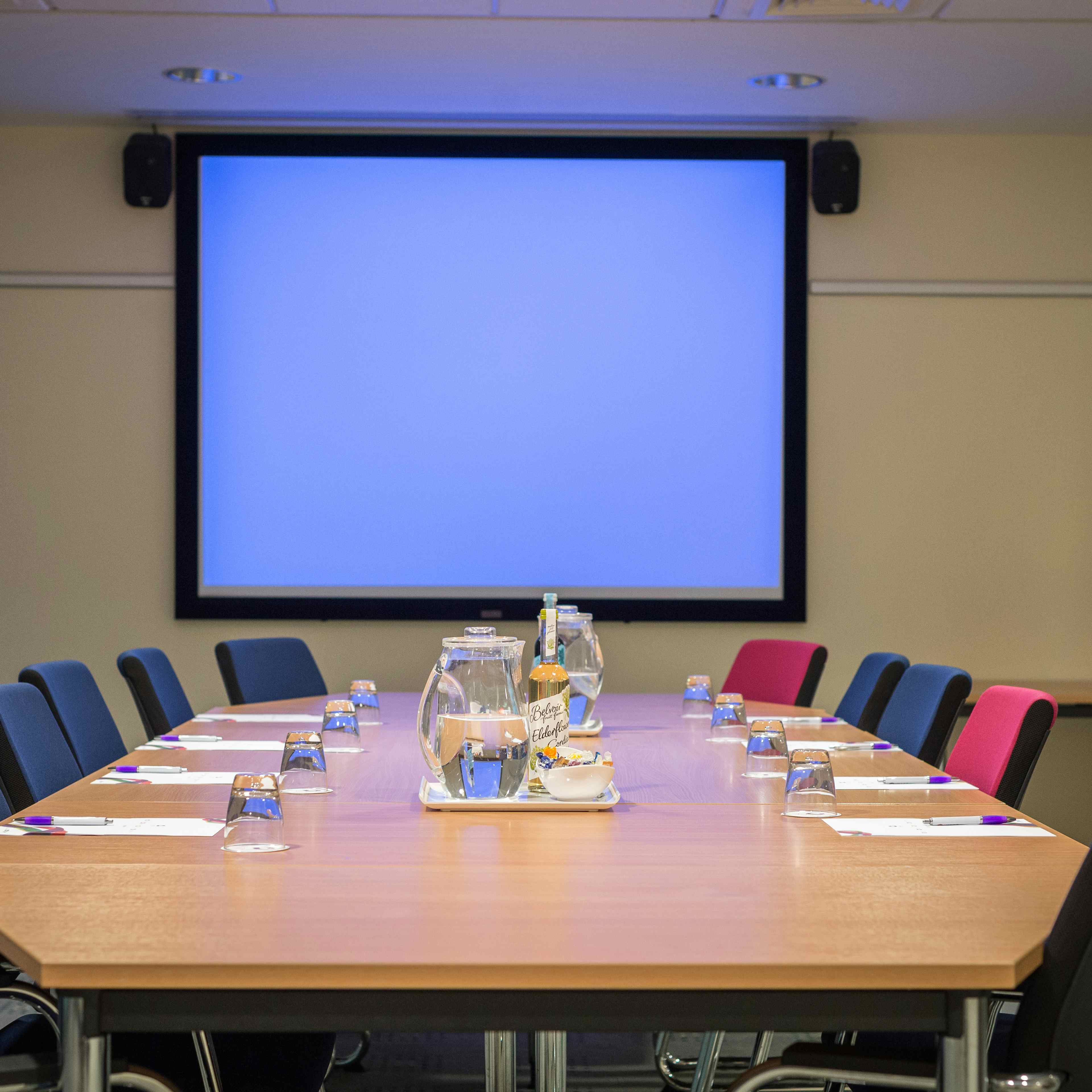 Burleigh Court Conference Centre and Hotel - Small training and meeting rooms image 1