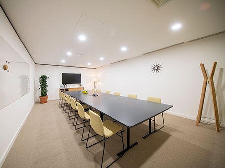 Spaces Covent Garden - Meeting Room 2 image 9