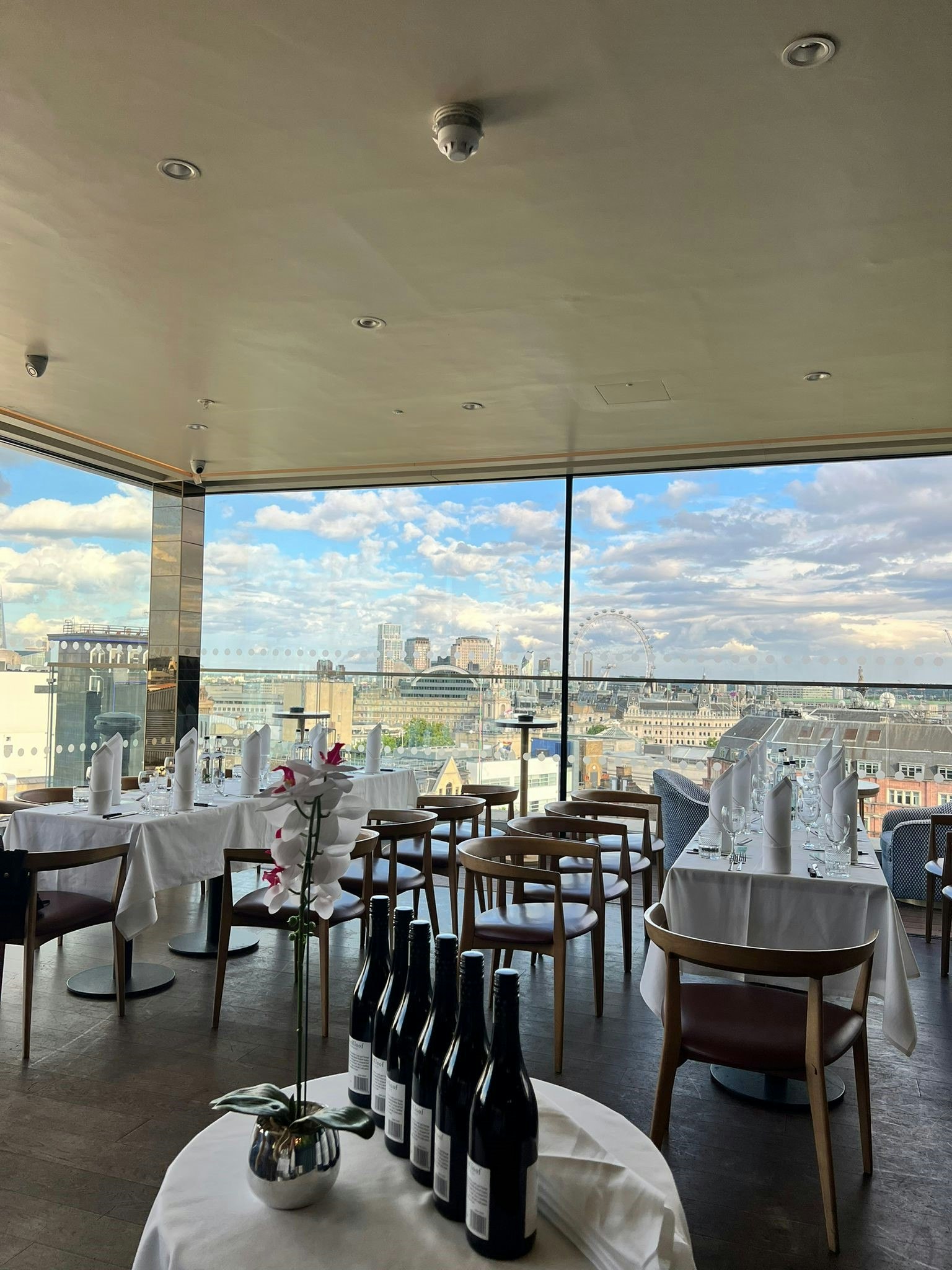 LSQRooftop - Whole Venue image 1