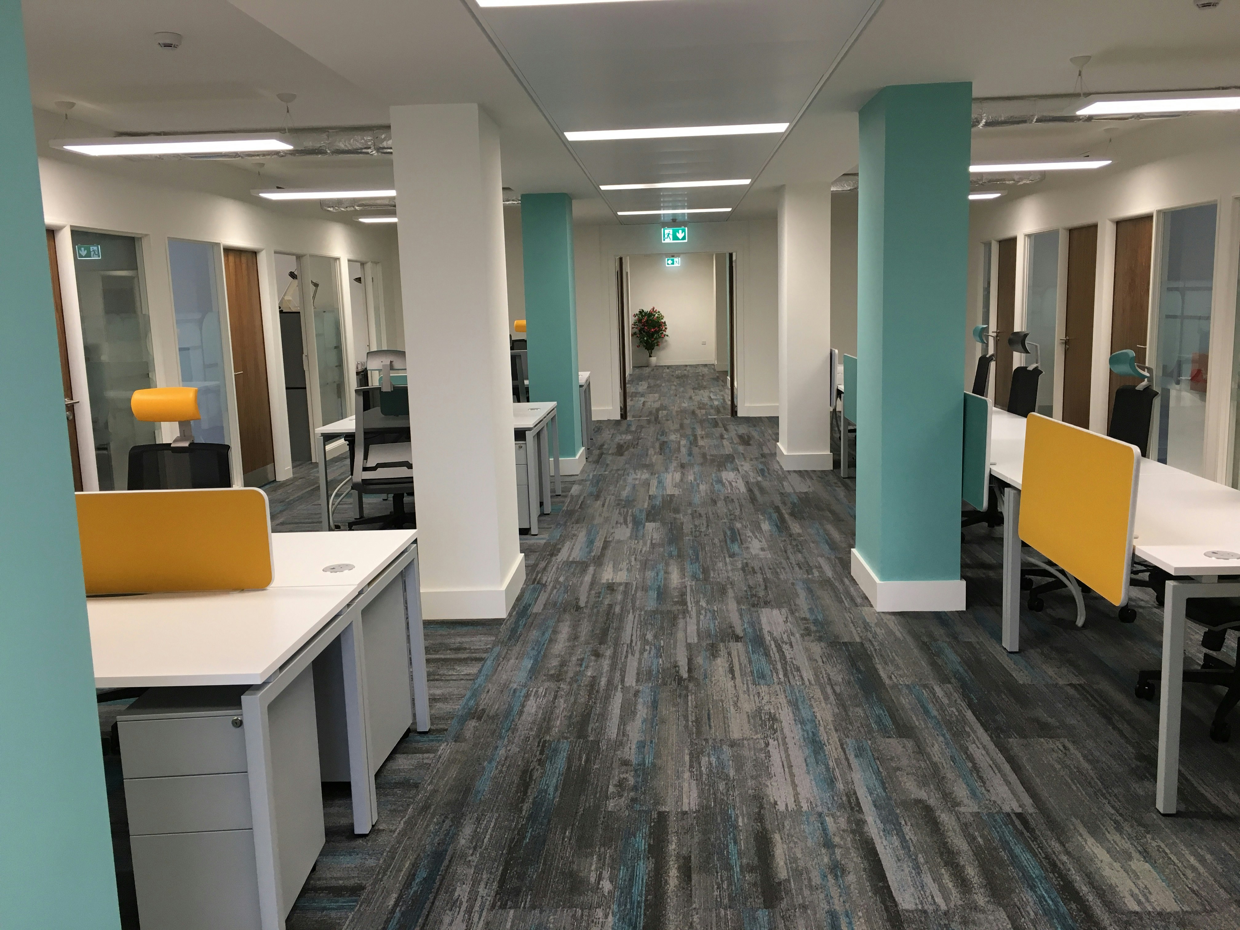 UBC Brentford - The Mille - Manor Suite image 2