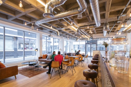 Business - The Desk, 114-116 Curtain Road