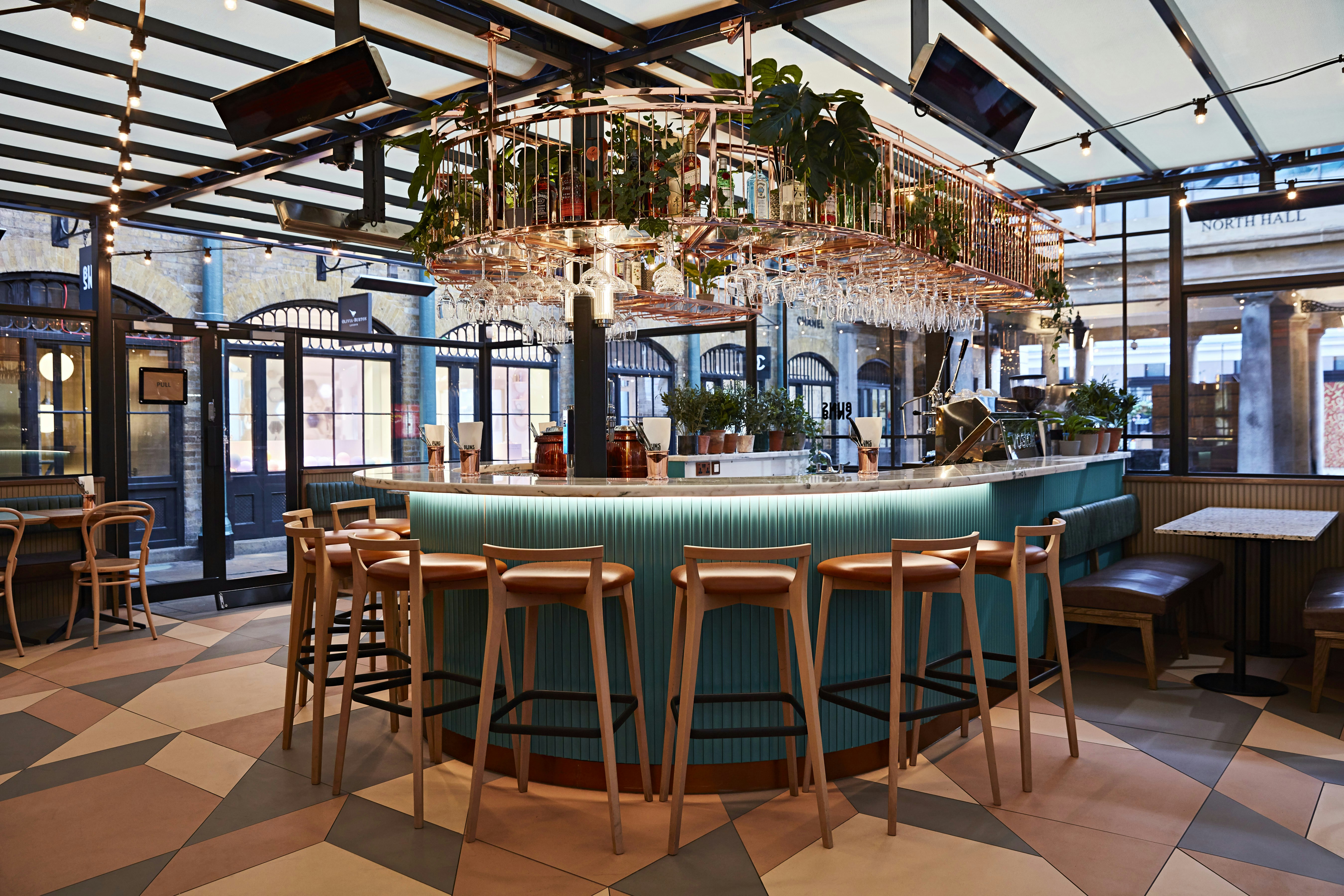 Buns&Buns  - Main Restaurant  image 6