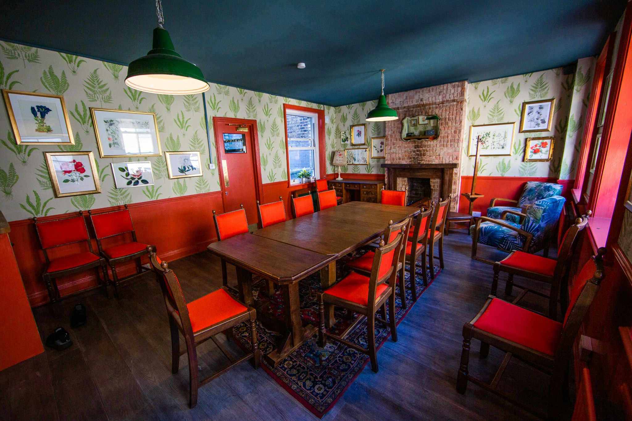 Bow Street Tavern - The Garden Room image 1