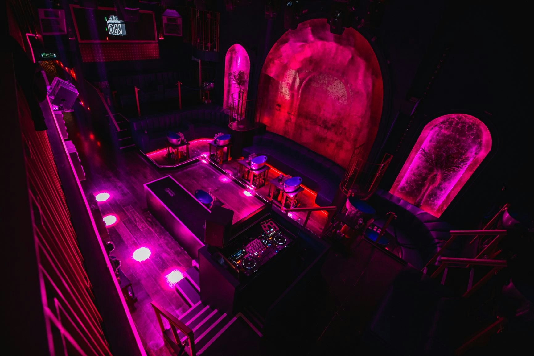 The London Reign  - The Mezzanine image 8