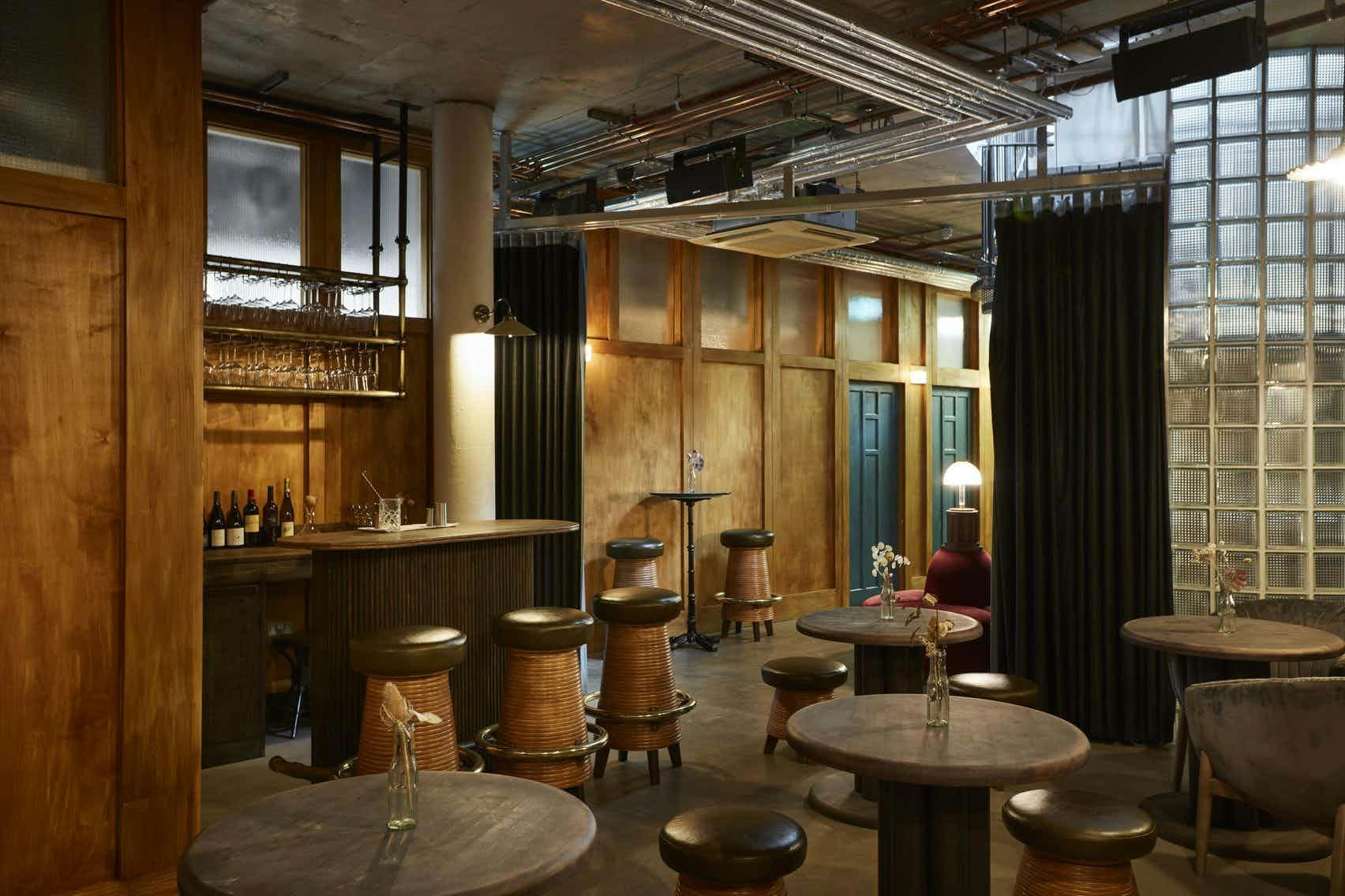 Lino  - Downstairs bar image 1
